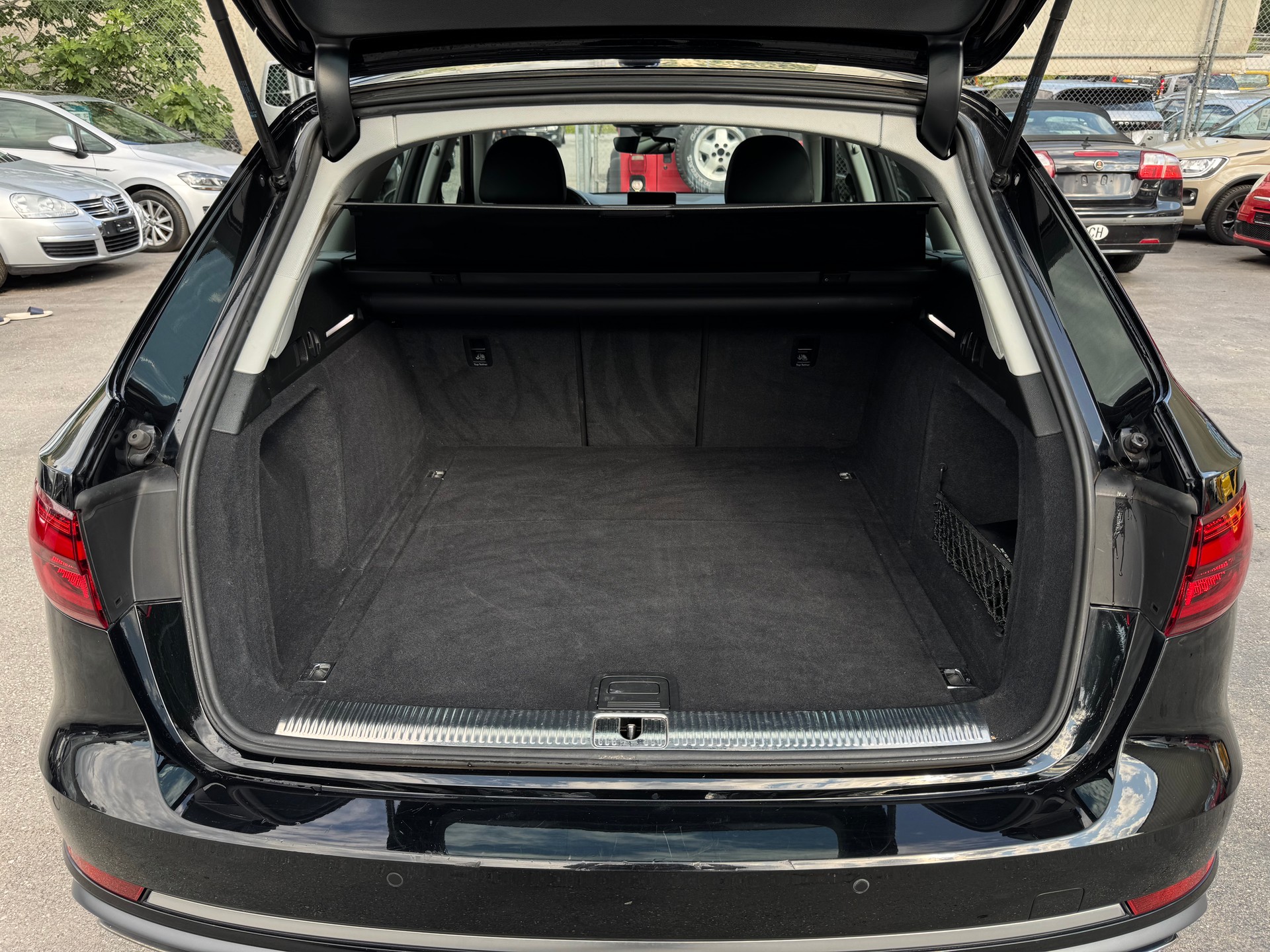 AUDI A4 Avant 35 TDI S-tronic-image-5