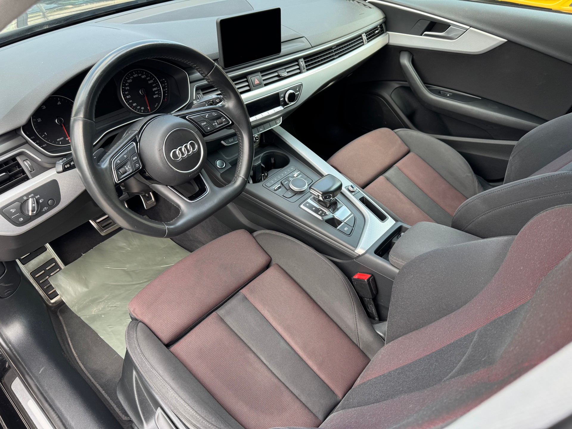 AUDI A4 Avant 35 TDI S-tronic-image-10