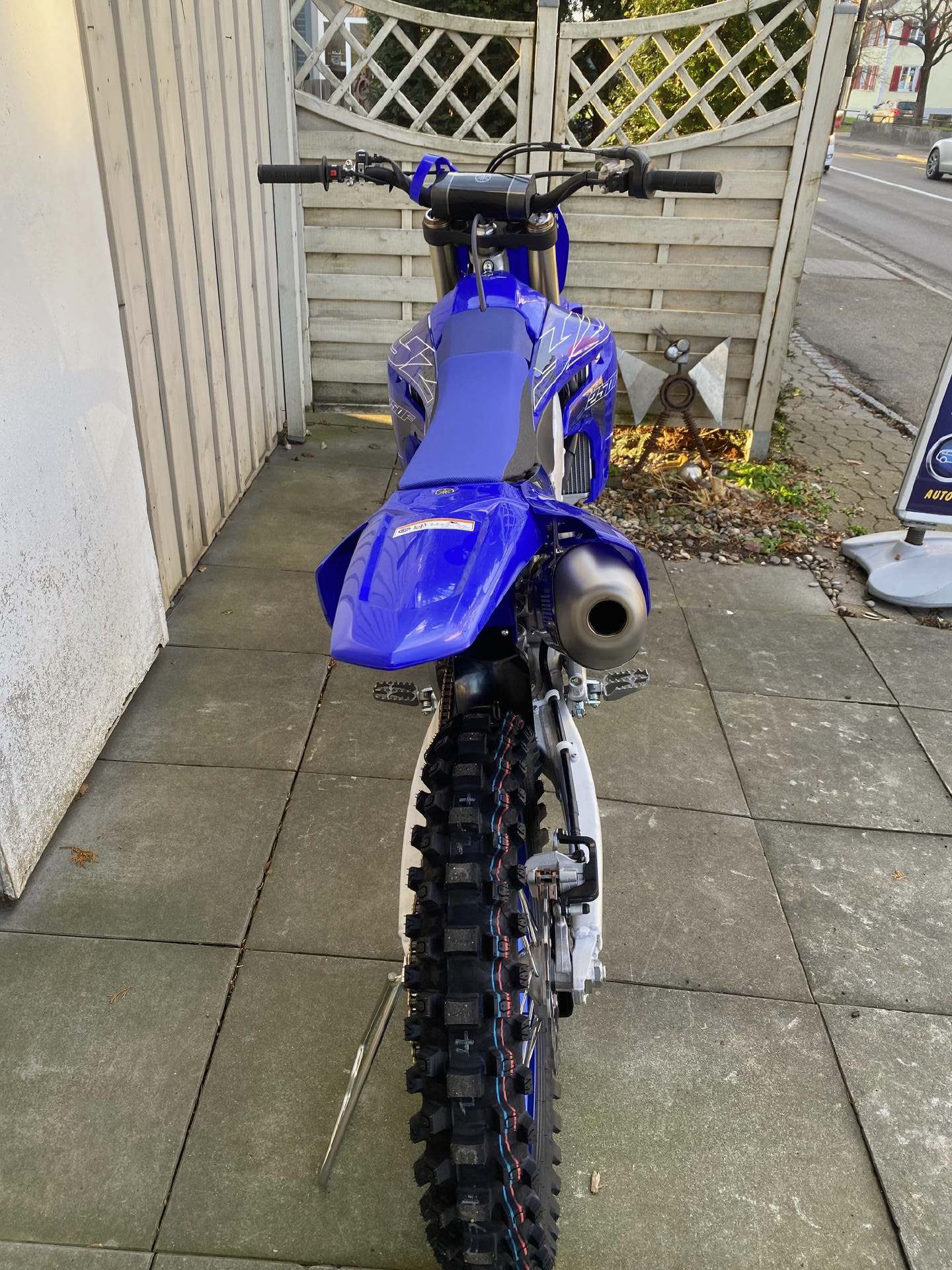 YAMAHA YZF250 2023-image-9