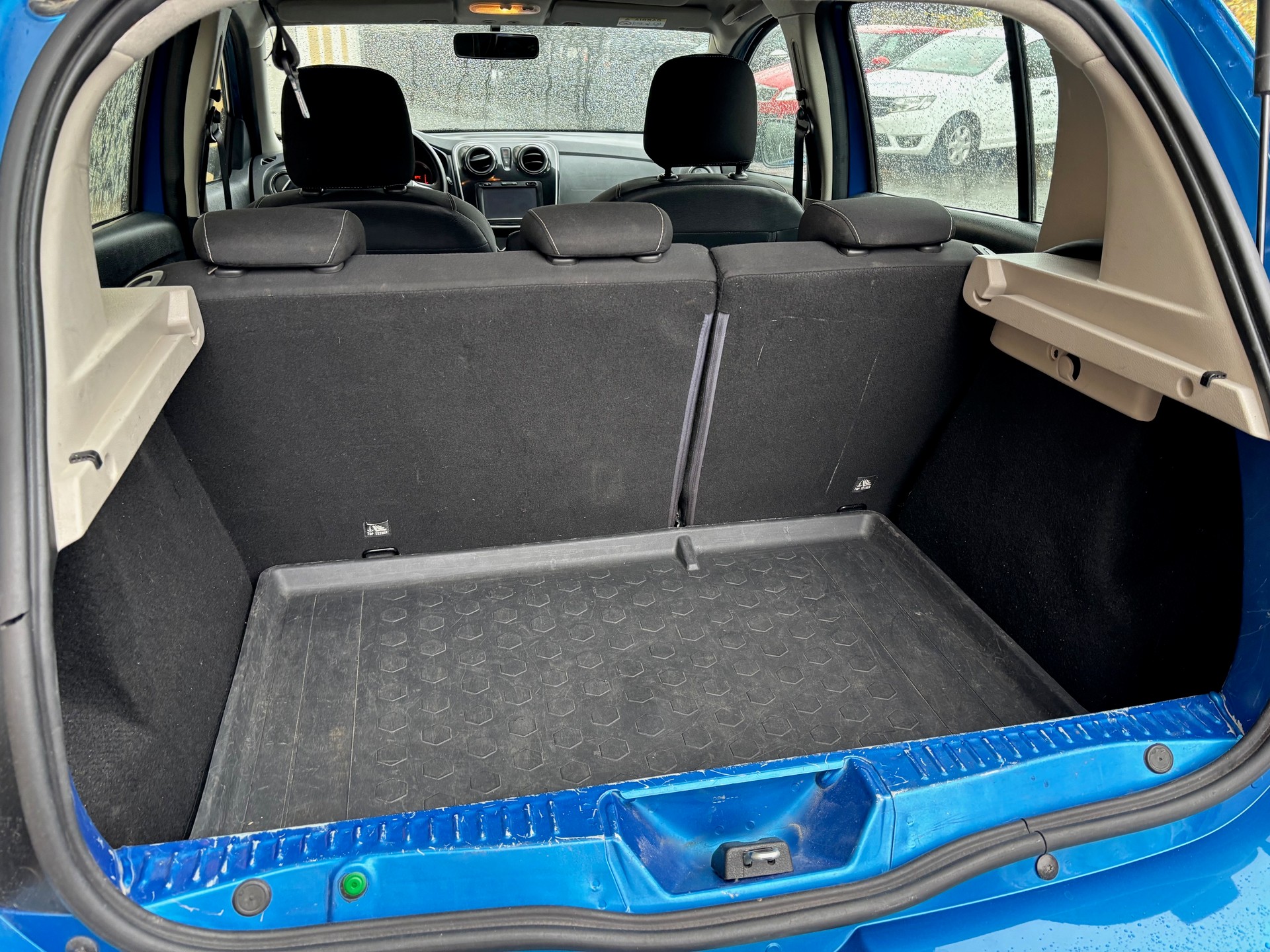DACIA Sandero TCe 90 Stepway Unlimited 2-image-3