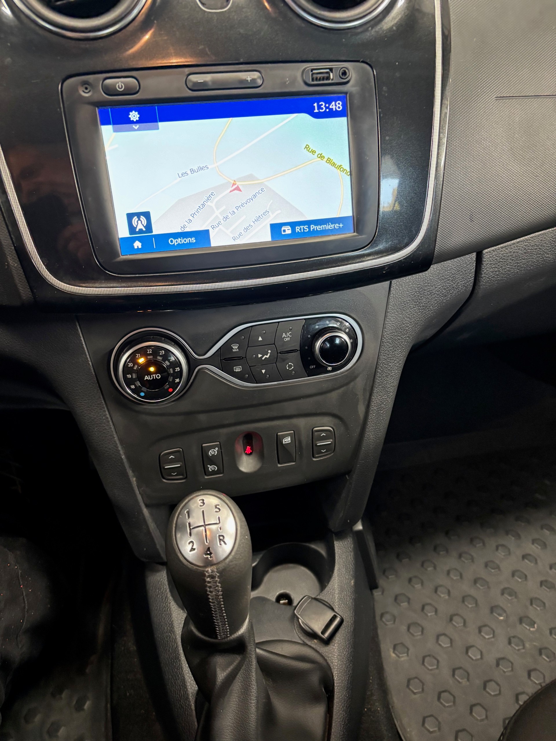 DACIA Sandero TCe 90 Stepway Unlimited 2-image-5
