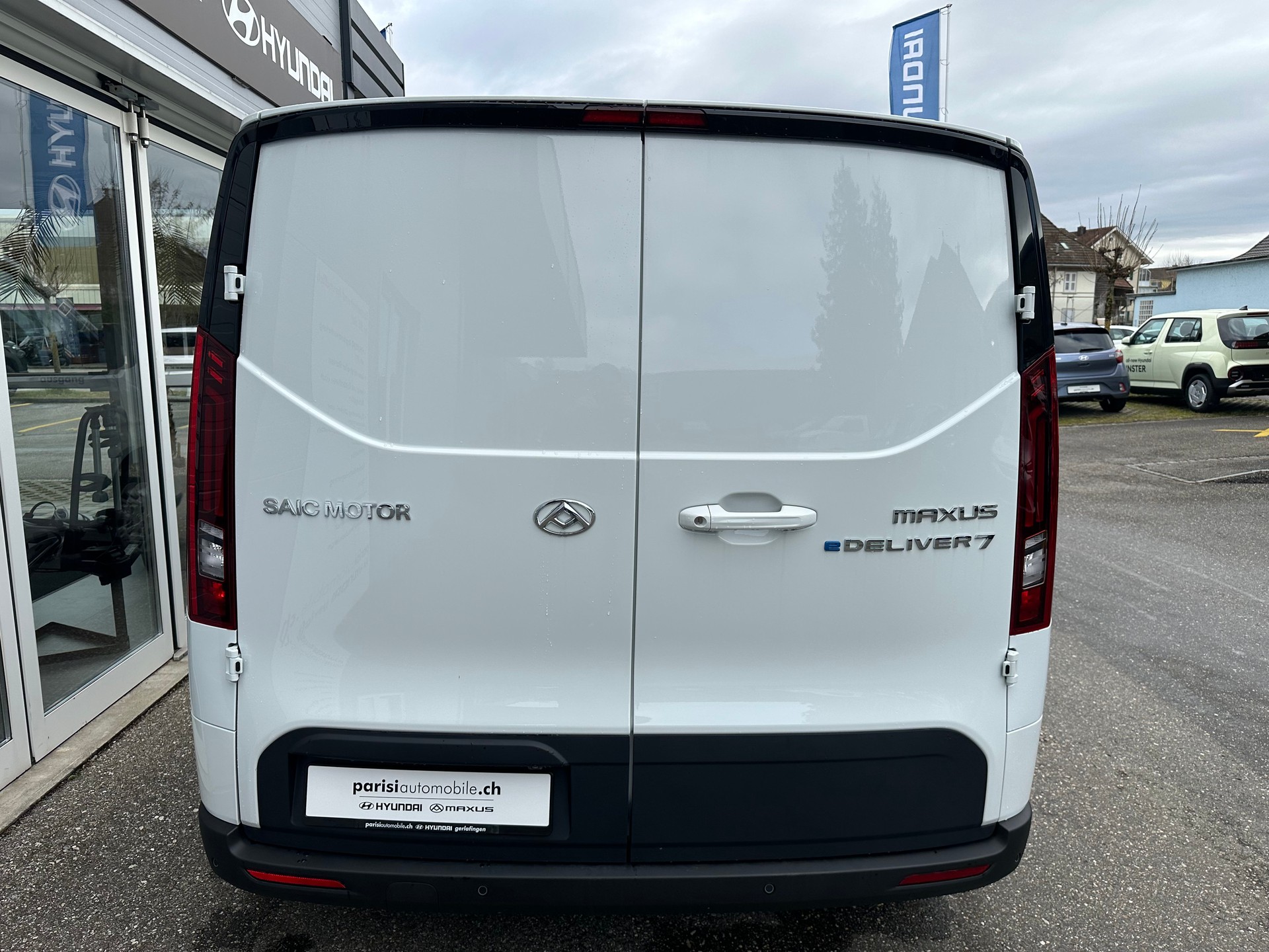 MAXUS eDeliver 7 L1 77kWh-image-5