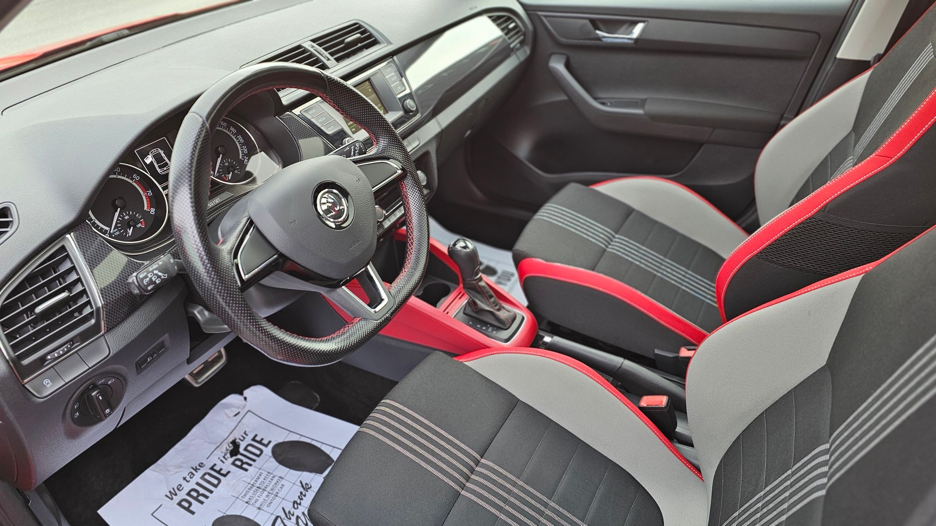 SKODA Fabia 1.2 TSI Monte Carlo DSG-image-9