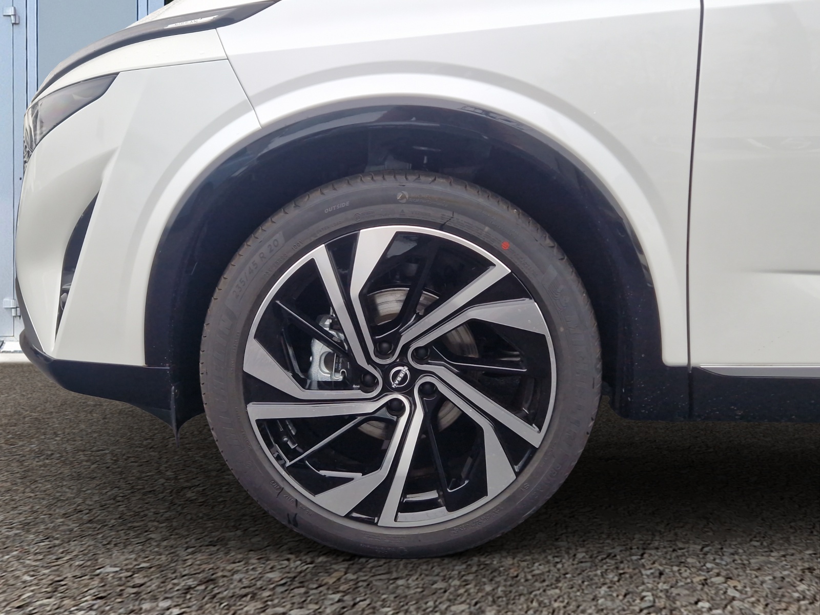 NISSAN Qashqai 1.3 DIG-T MHEV Tekna+ Xtronic 4x4-image-15