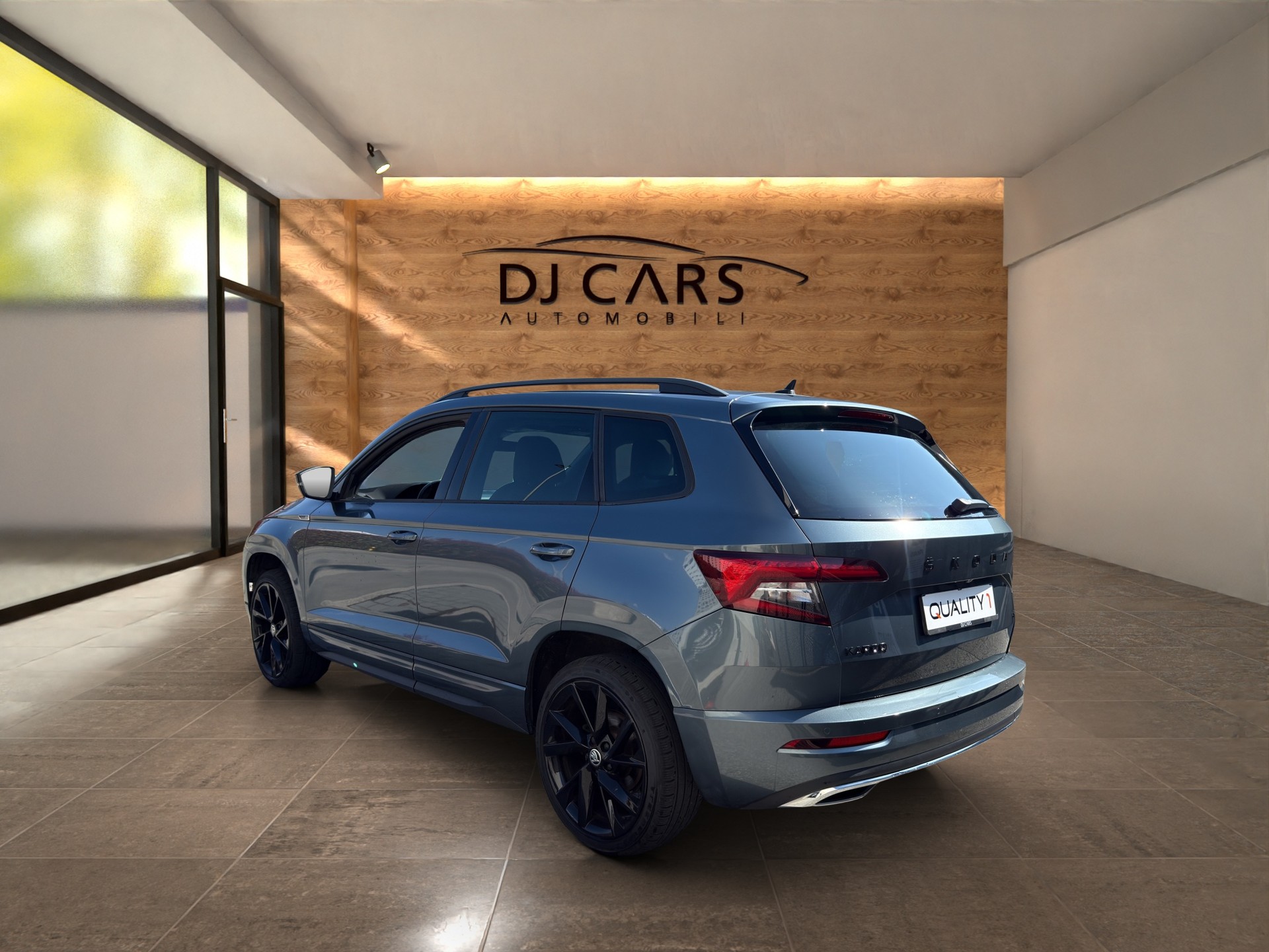 SKODA Karoq 2.0 TSI SportLine 4x4 DSG-image-5