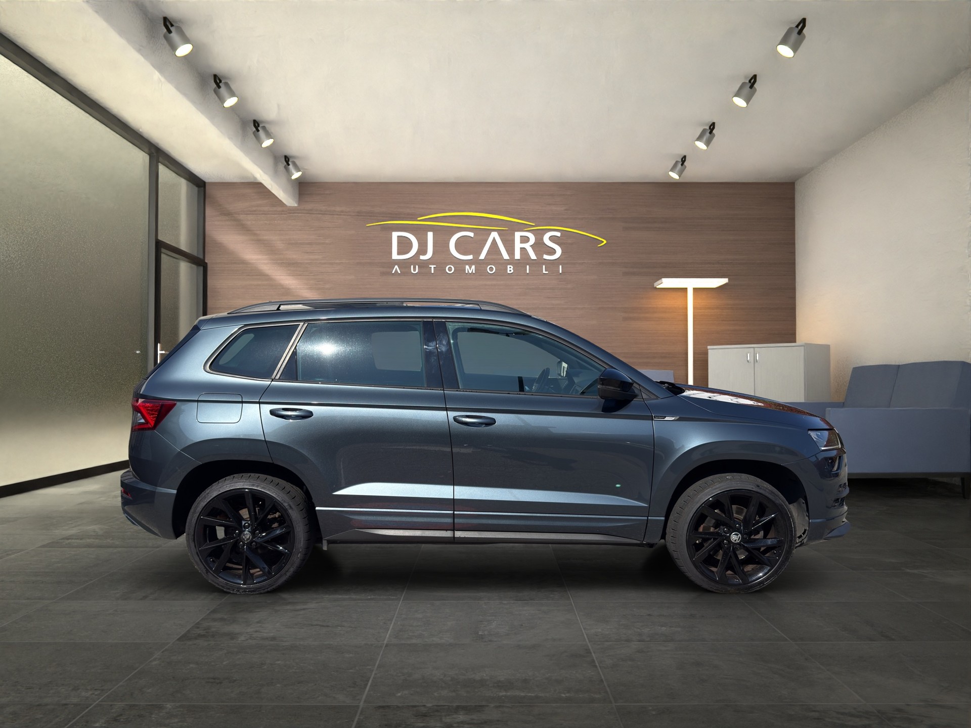 SKODA Karoq 2.0 TSI SportLine 4x4 DSG-image-4