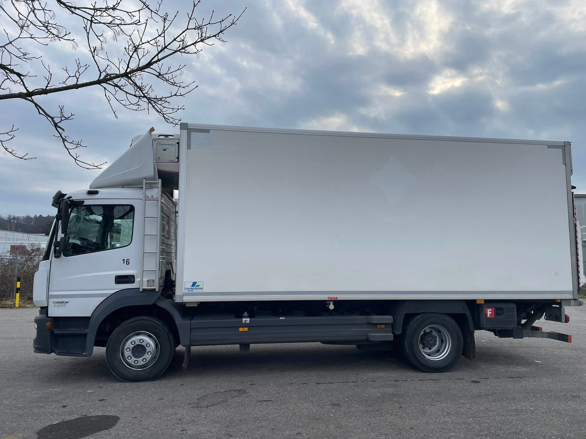 MERCEDES-BENZ Atego 1323 Kühlkoffer mit LBW-image-5