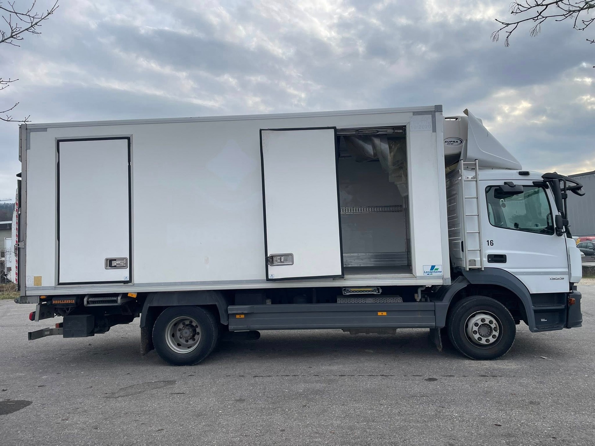 MERCEDES-BENZ Atego 1323 Kühlkoffer mit LBW-image-4