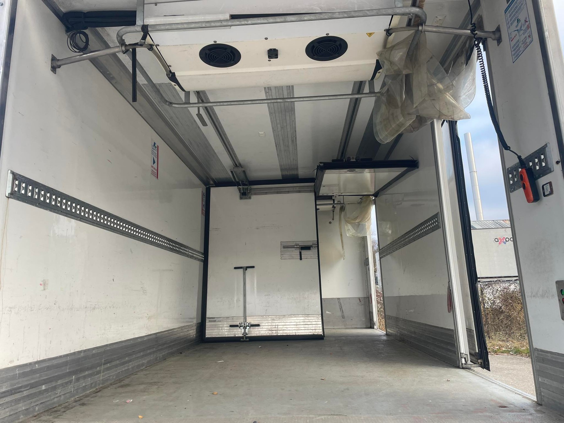 MERCEDES-BENZ Atego 1323 Kühlkoffer mit LBW-image-8