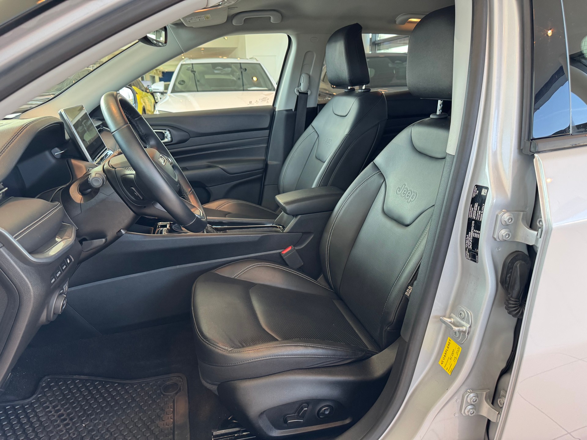 JEEP Compass 1.3 PHEV S AWD-image-11