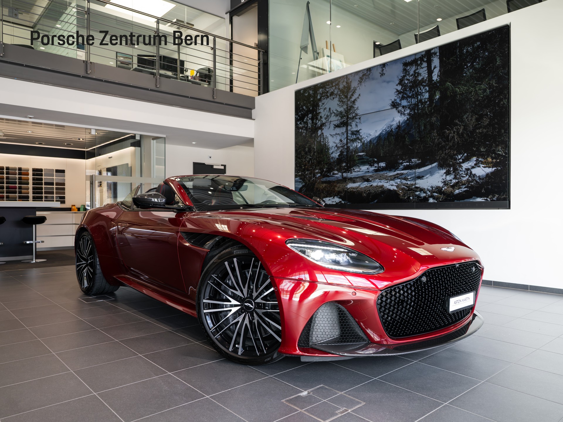 ASTON MARTIN DBS Superleggera Volante