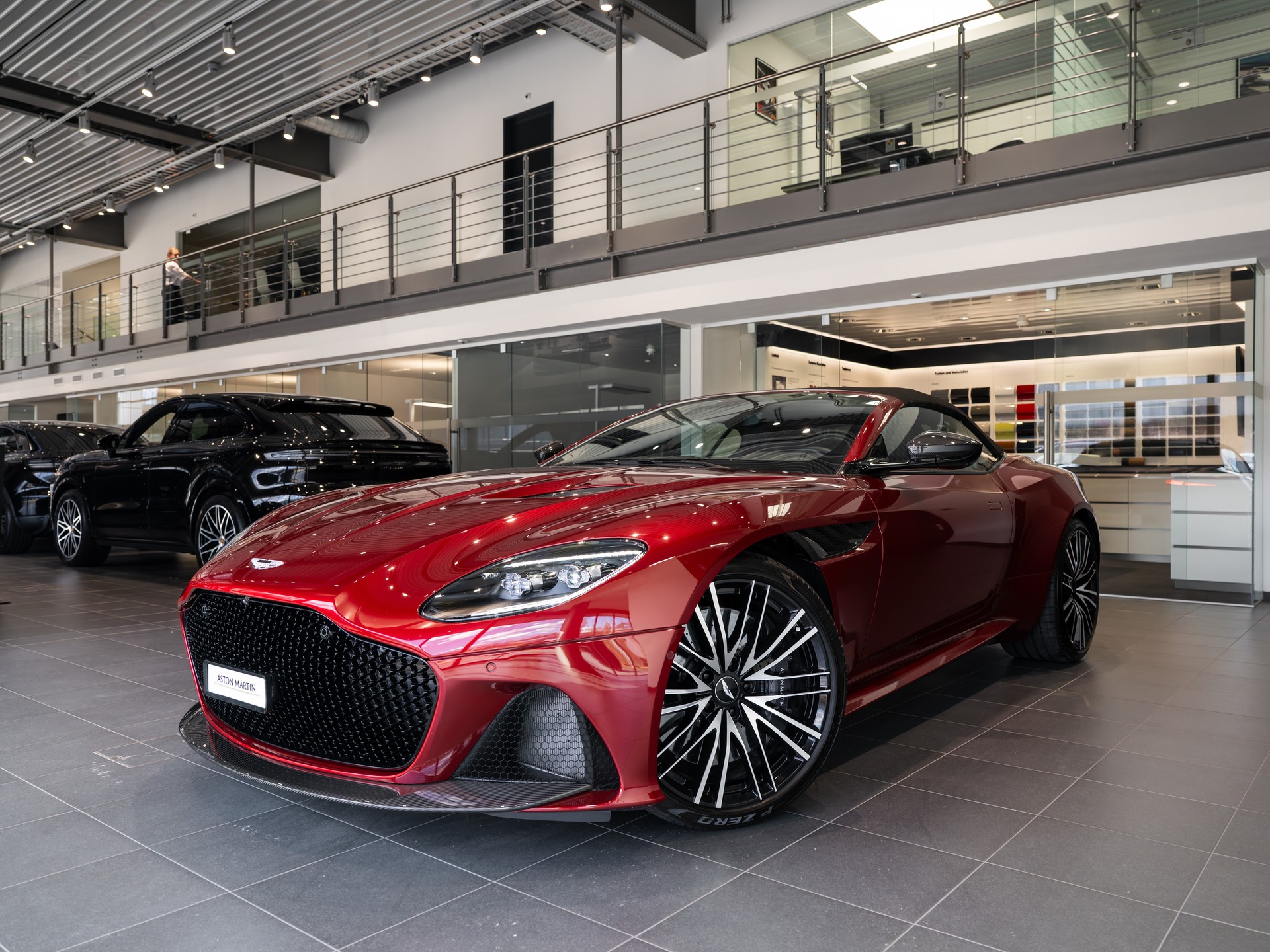 ASTON MARTIN DBS Superleggera Volante-image-13