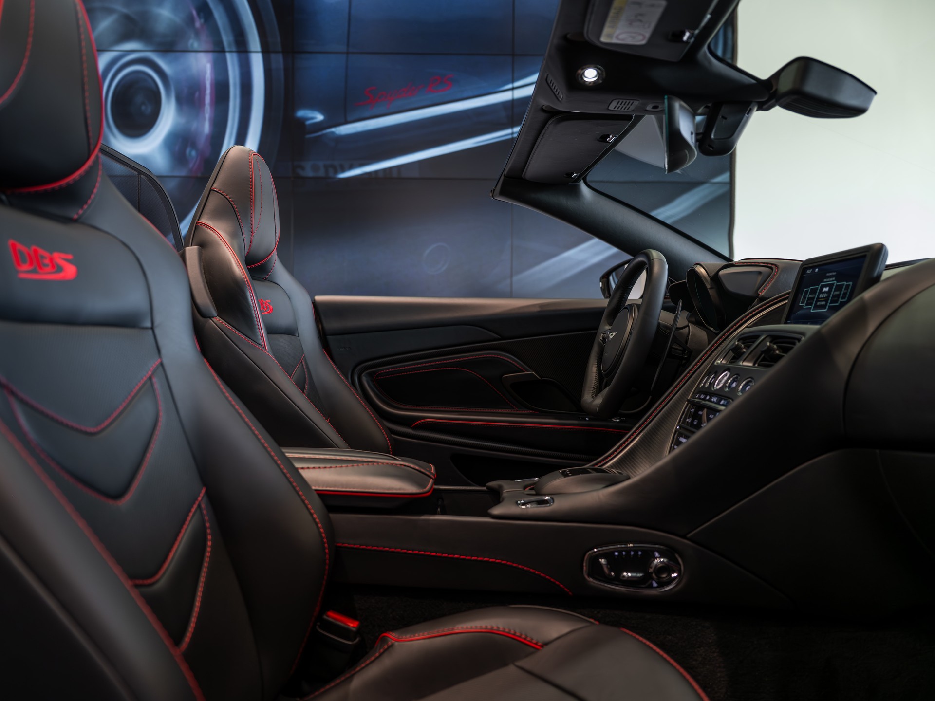 ASTON MARTIN DBS Superleggera Volante-image-19