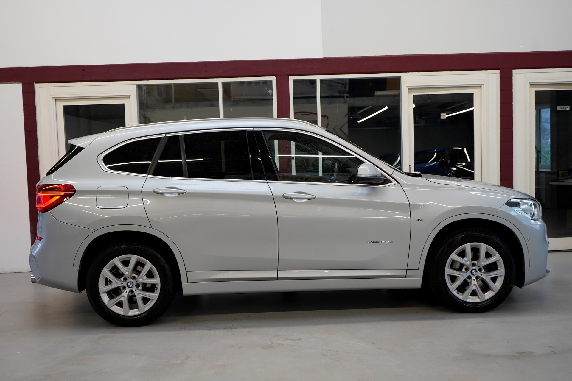 BMW X1 xDrive 25d M Sport Steptronic-image-7