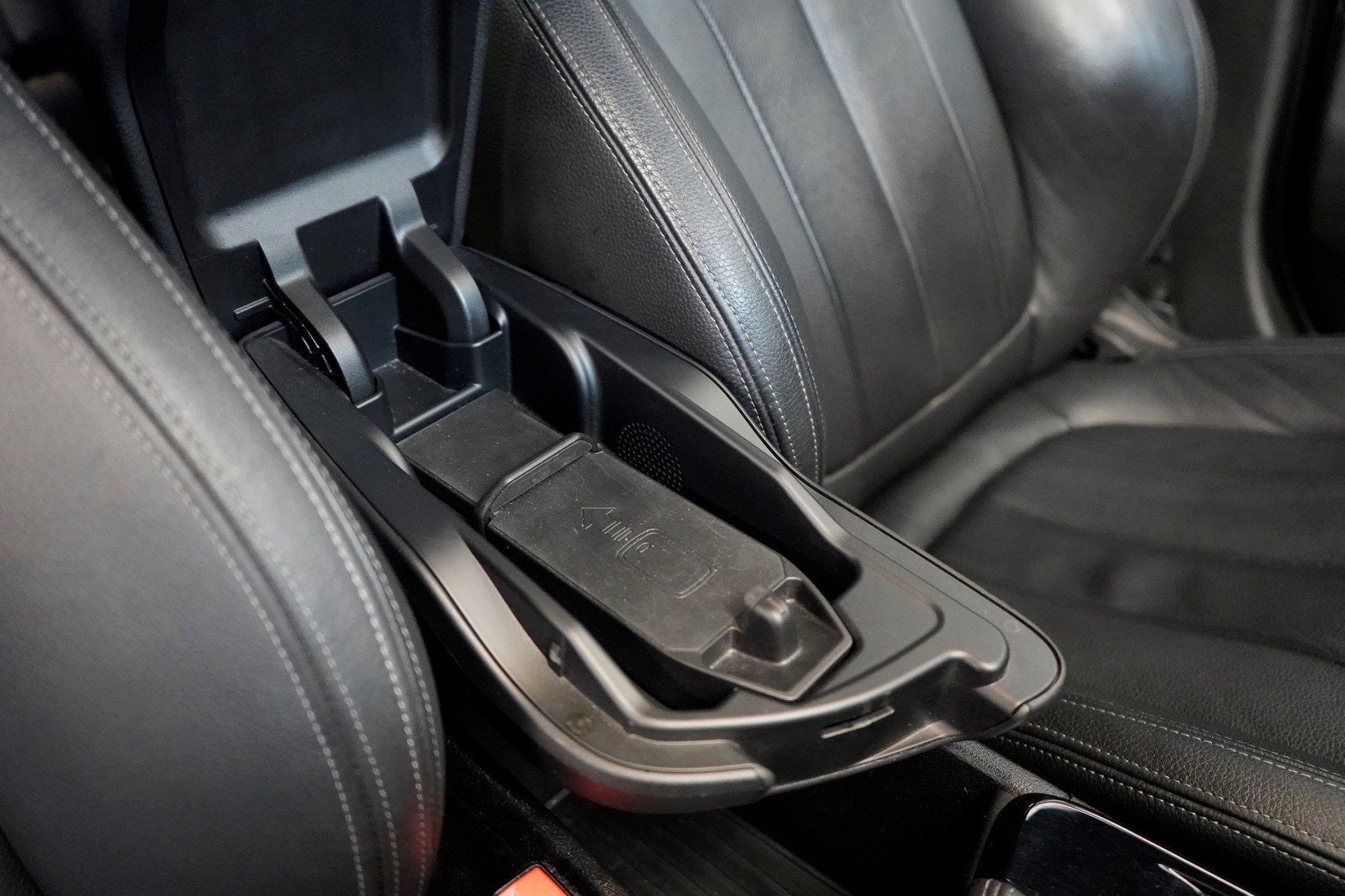 BMW X1 xDrive 25d M Sport Steptronic-image-13