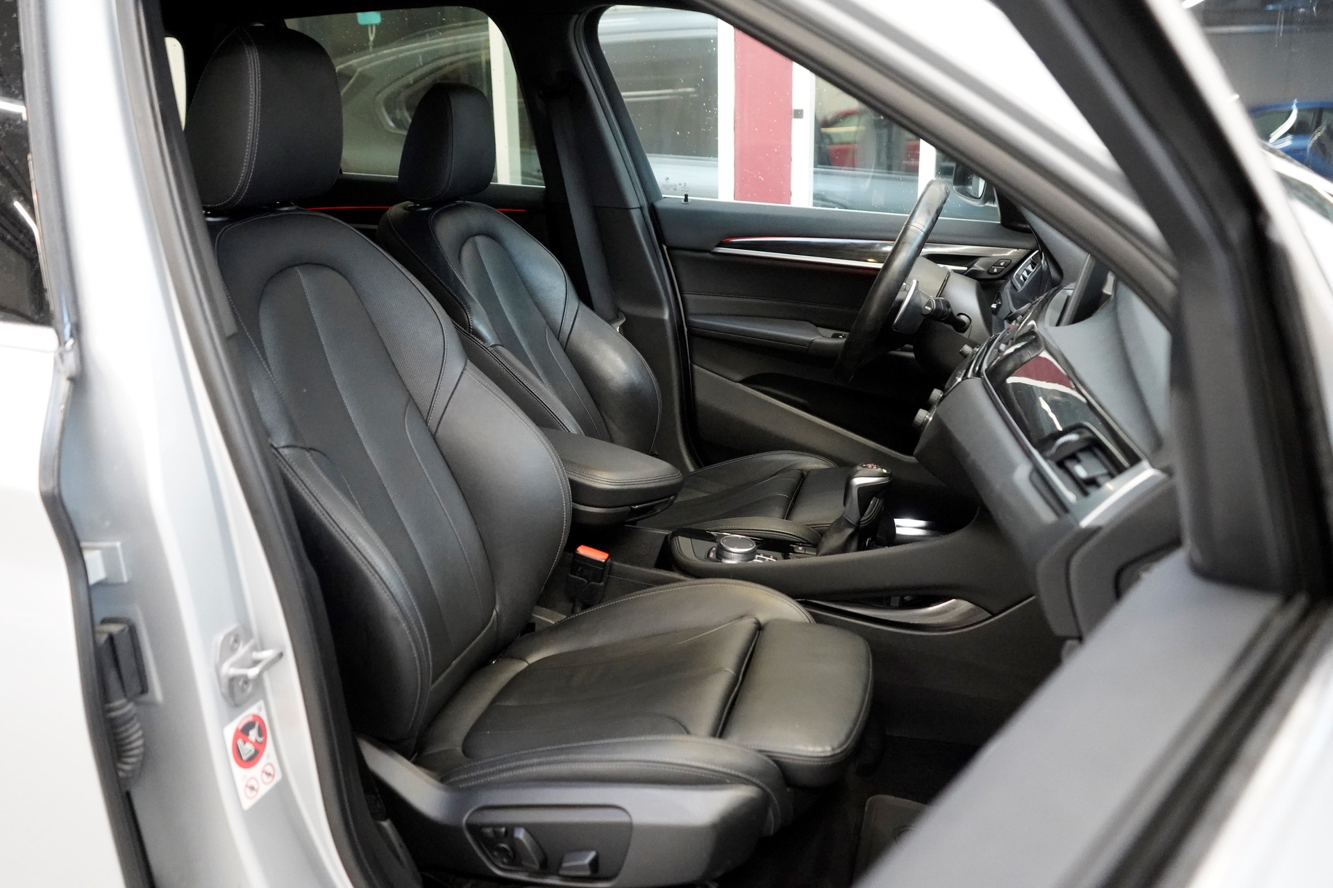 BMW X1 xDrive 25d M Sport Steptronic-image-14