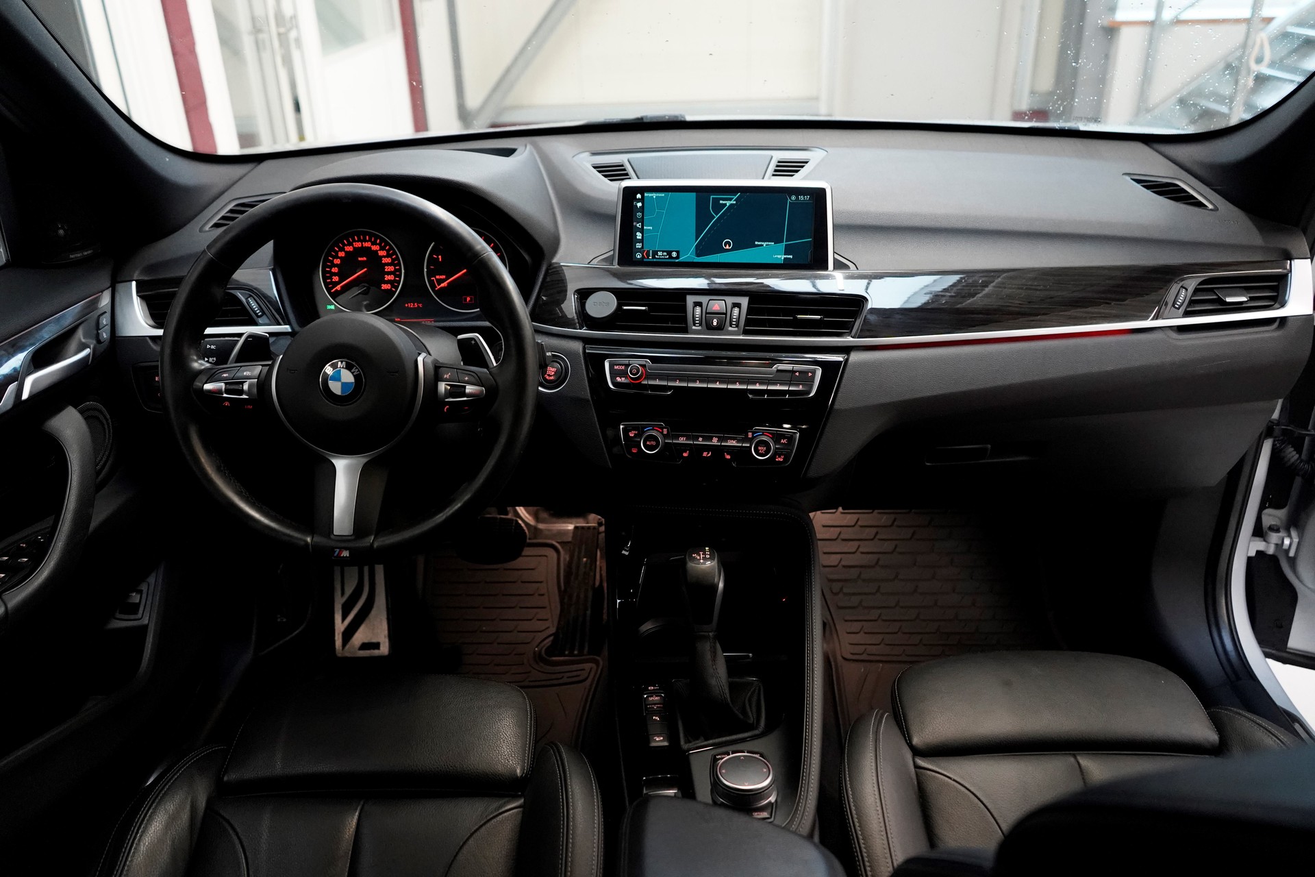 BMW X1 xDrive 25d M Sport Steptronic-image-12