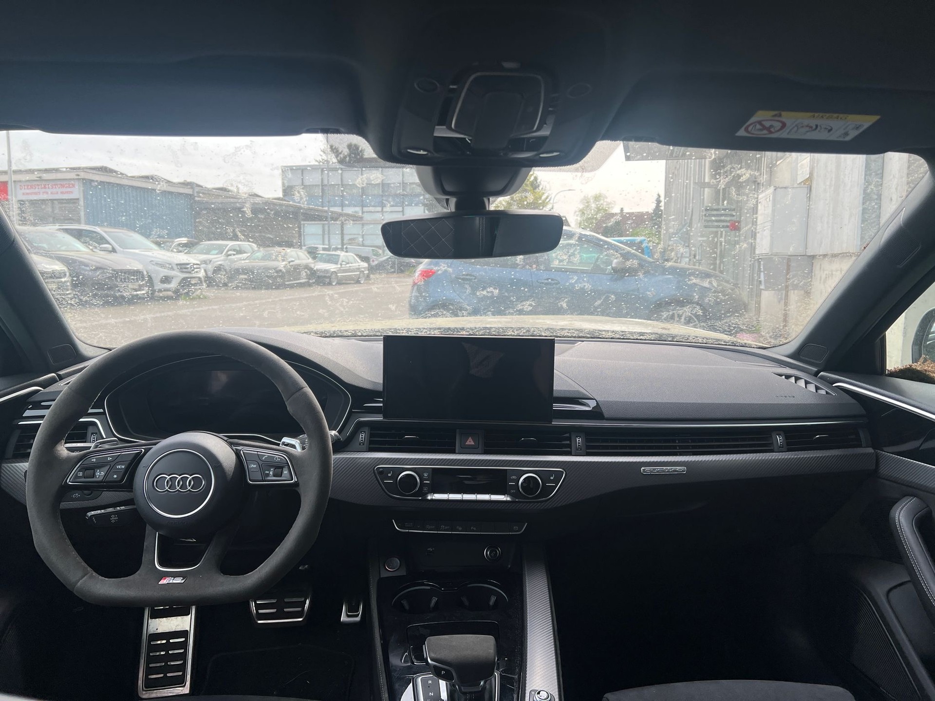 AUDI RS4 Avant quattro tiptronic-image-10
