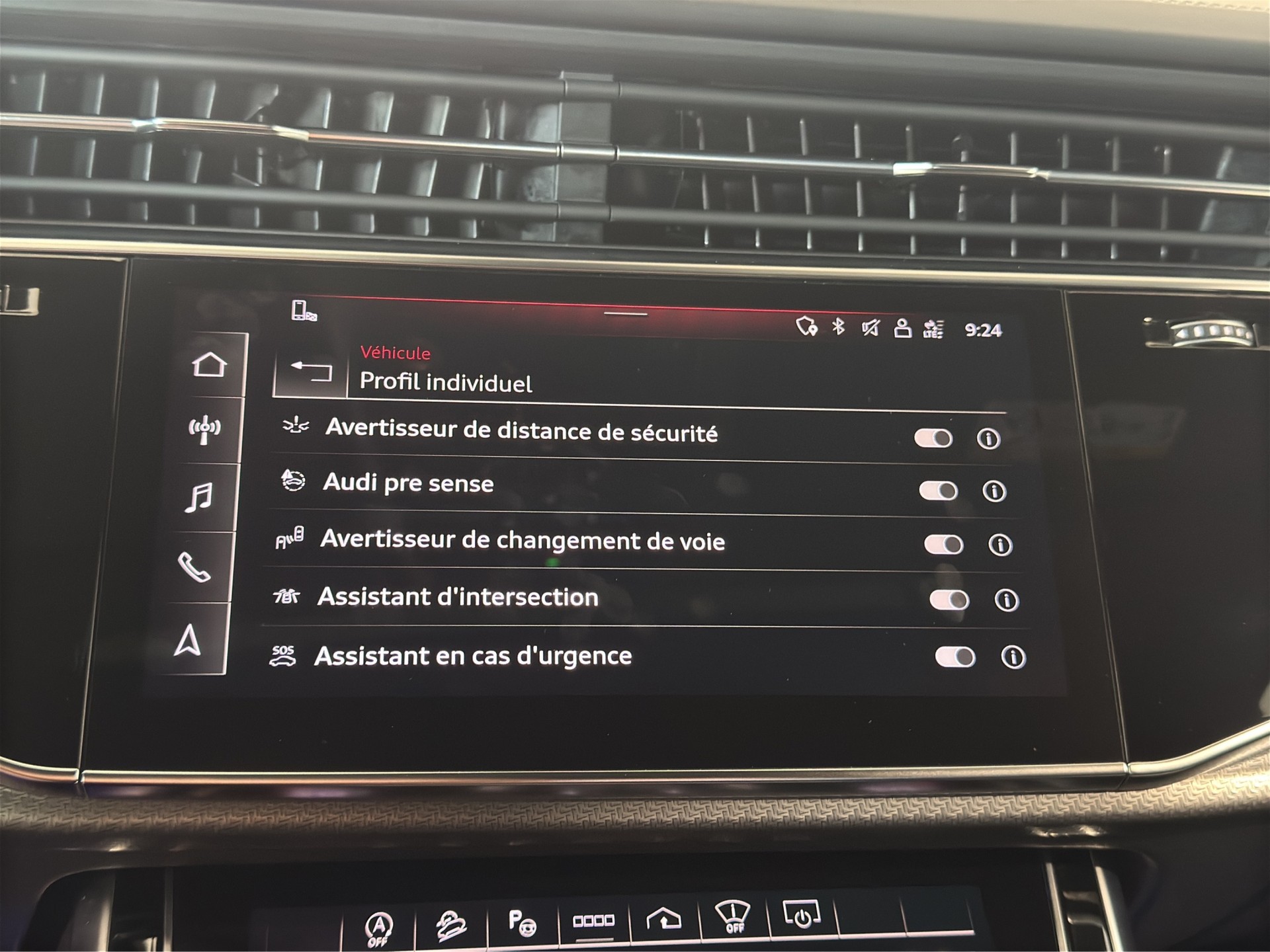 AUDI RSQ8 quattro tiptronic-image-27