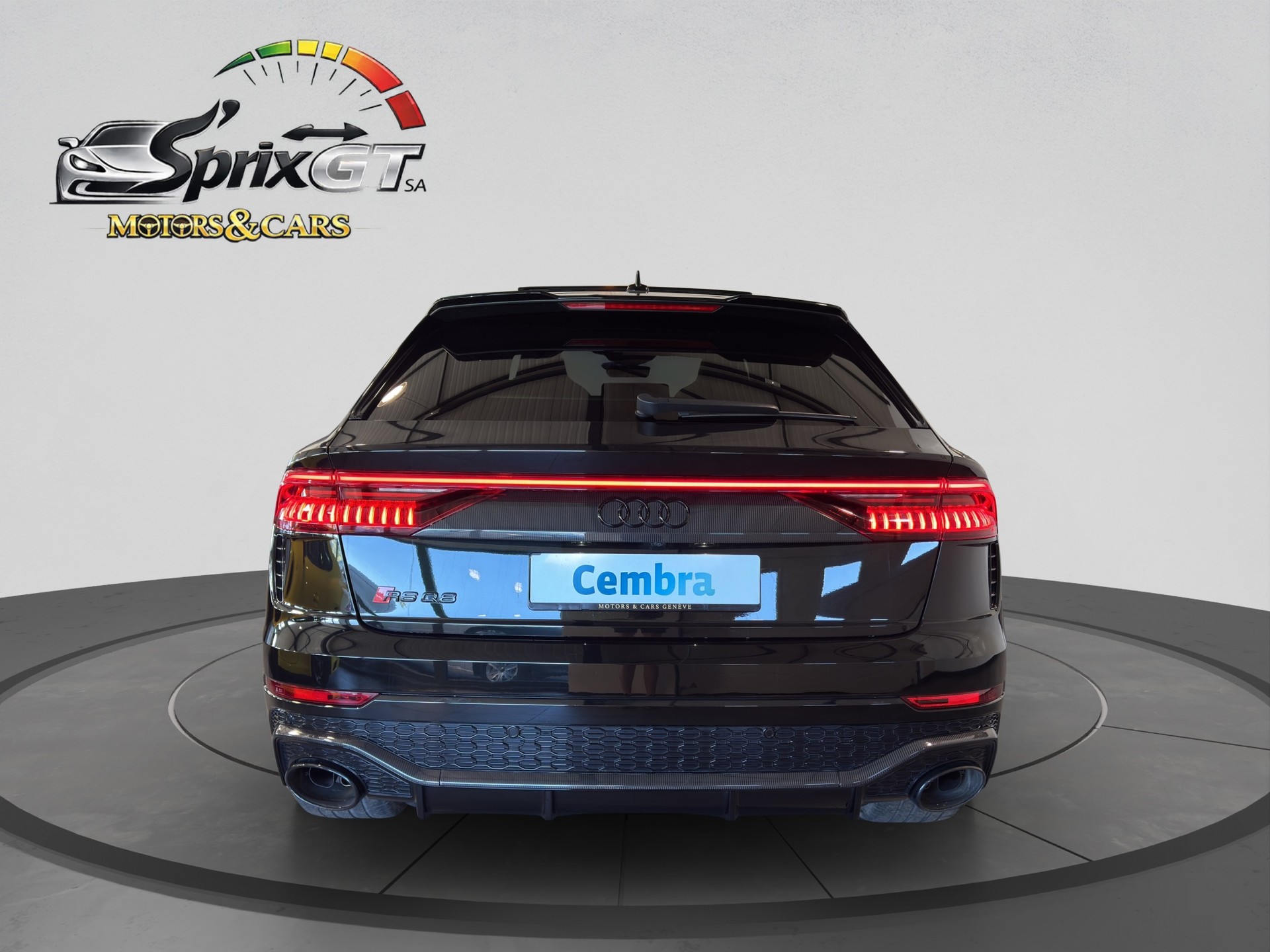 AUDI RSQ8 quattro tiptronic-showroom-element-3