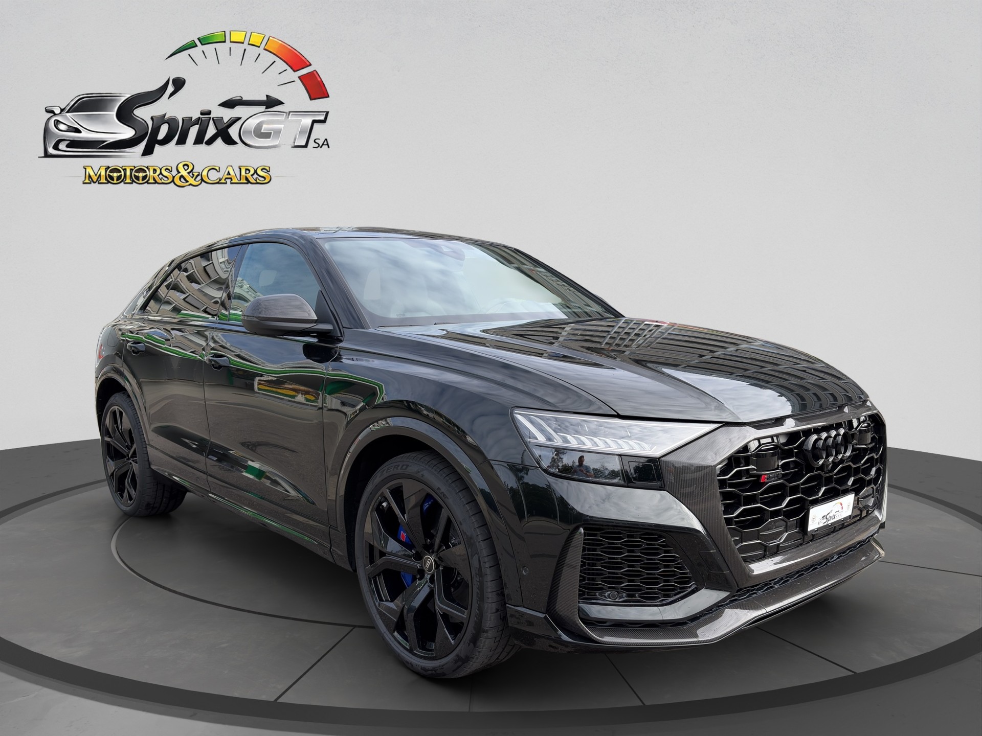 AUDI RSQ8 quattro tiptronic-showroom-element-1
