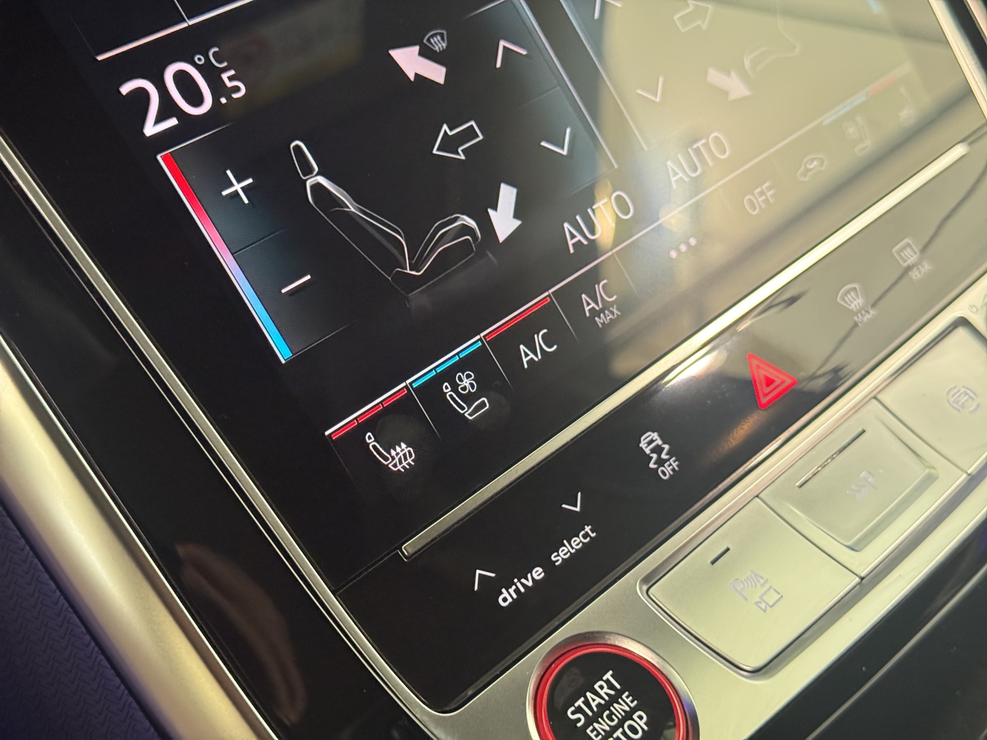 AUDI RSQ8 quattro tiptronic-image-22