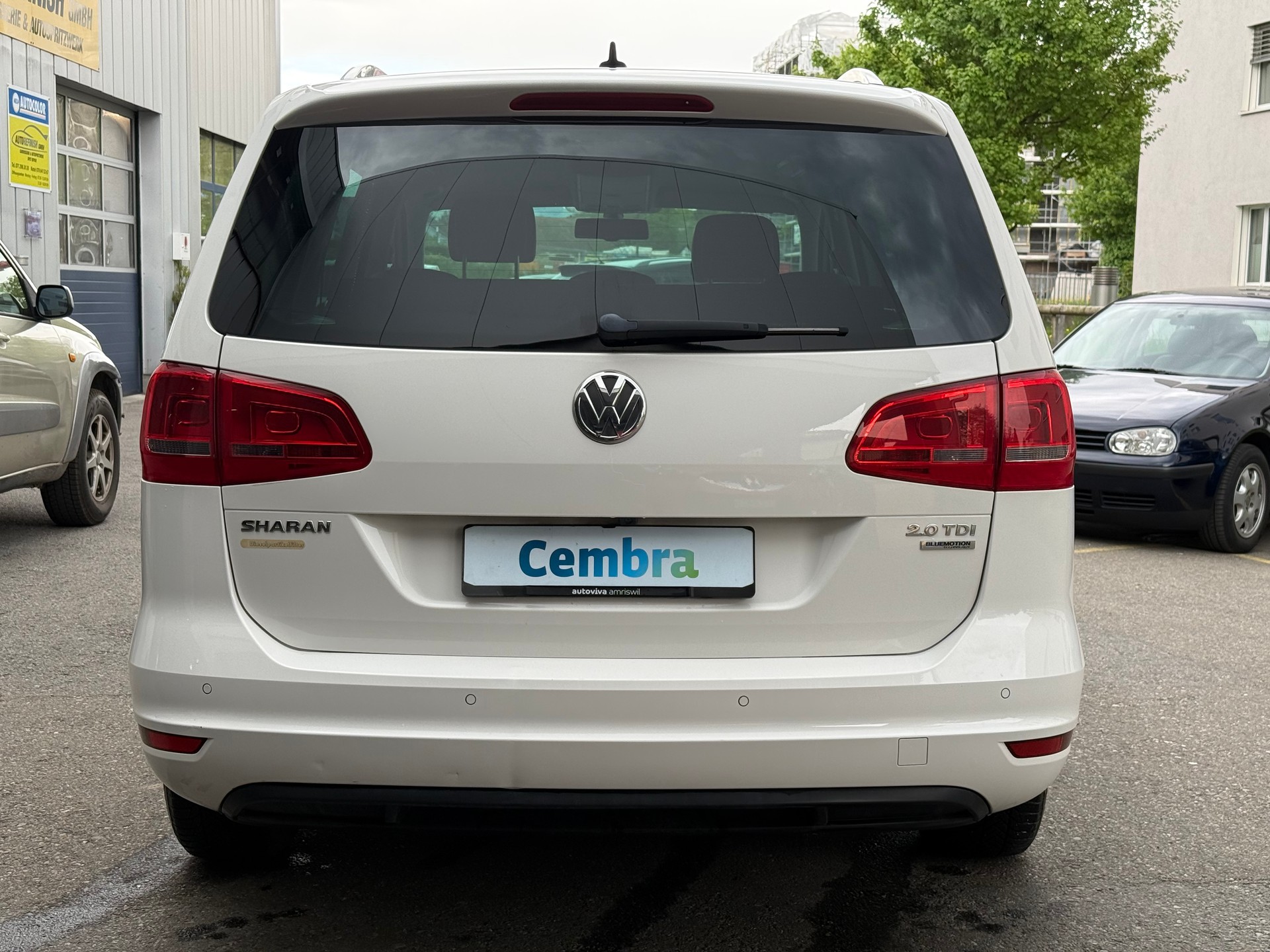 VW Sharan 2.0 TDI BlueMotion Technology Highline DSG-image-4