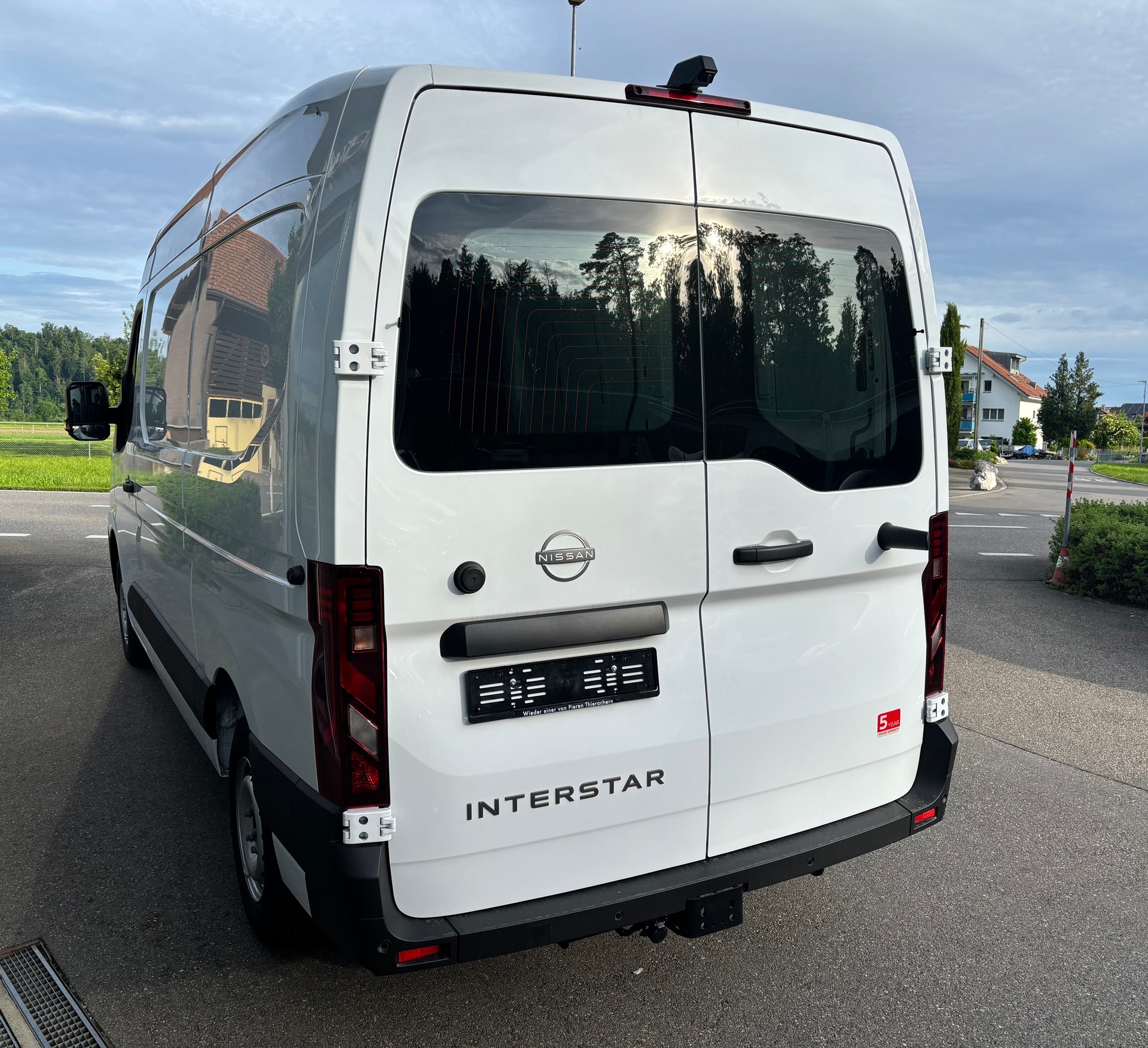 NISSAN Interstar 150 3.5L2H2 Acenta-image-2