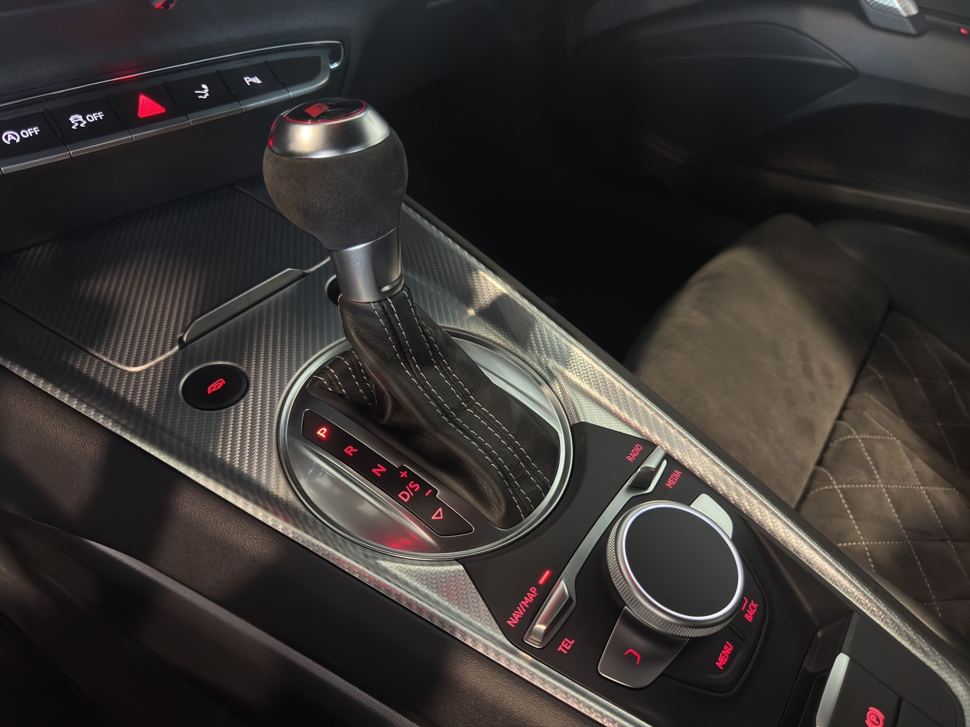 AUDI TT RS Coupé 2.5 TFSI quattro S-tronic-image-14
