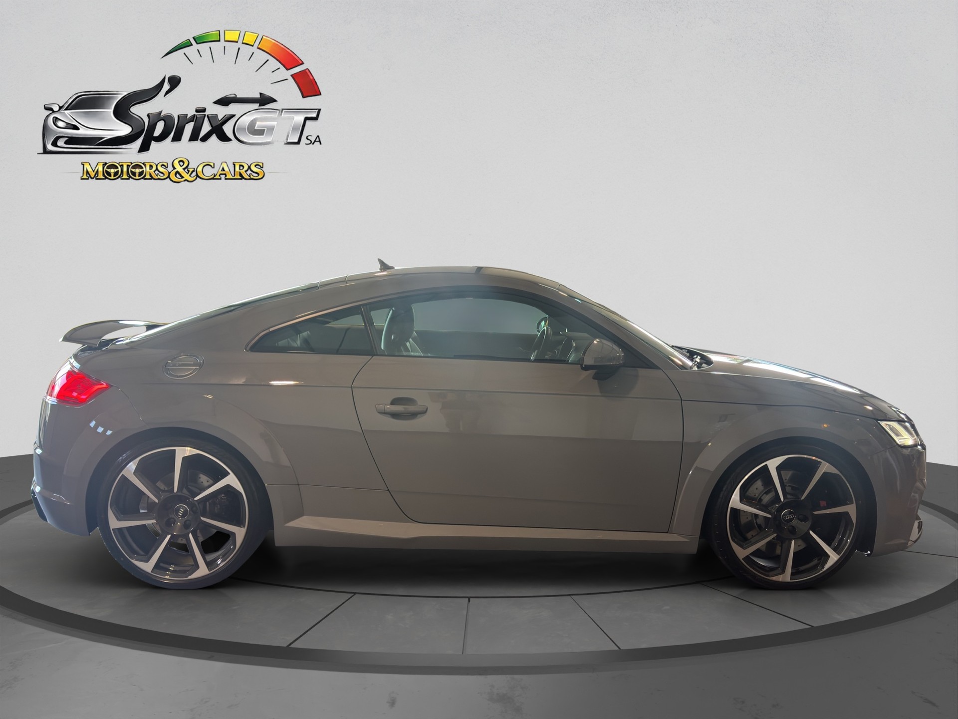 AUDI TT RS Coupé 2.5 TFSI quattro S-tronic-image-5