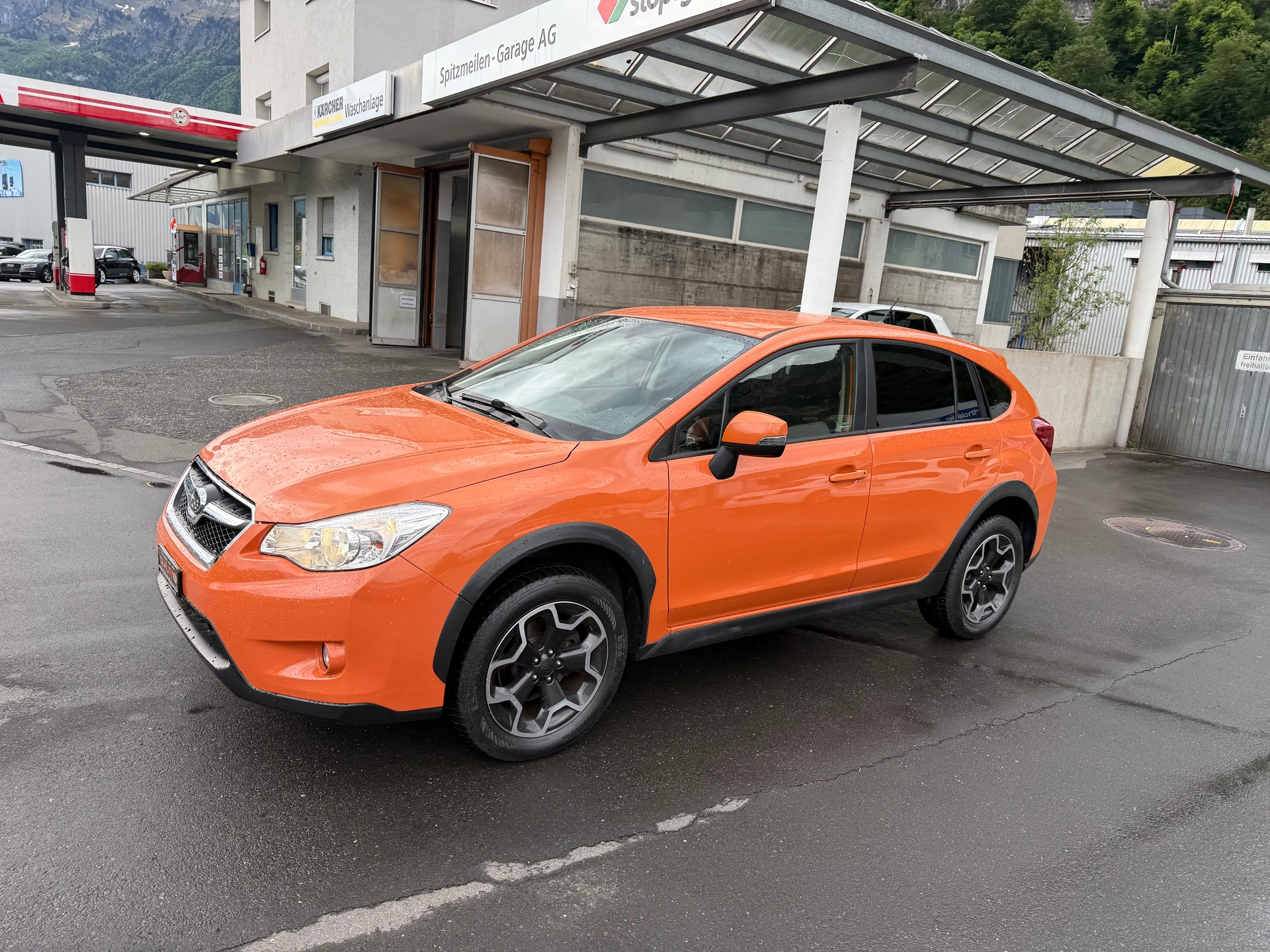 SUBARU XV 2.0 Swiss Three AWD CVT-showroom-element-1