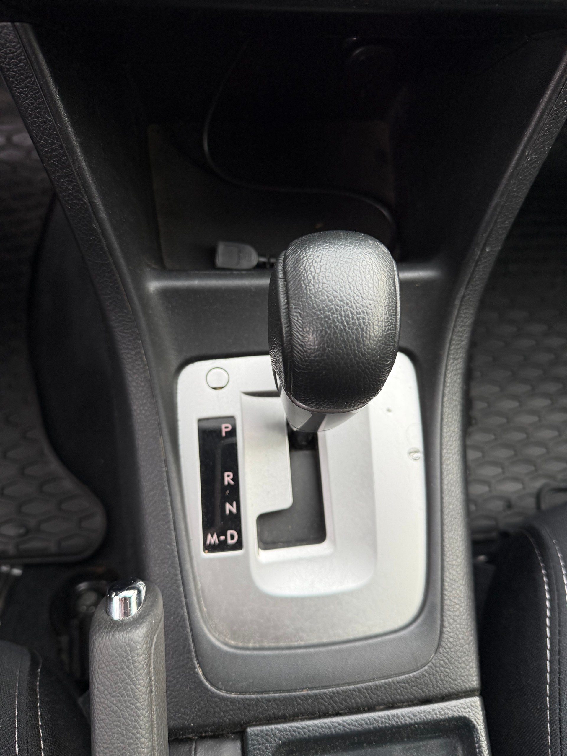 SUBARU XV 2.0 Swiss Three AWD CVT-image-15