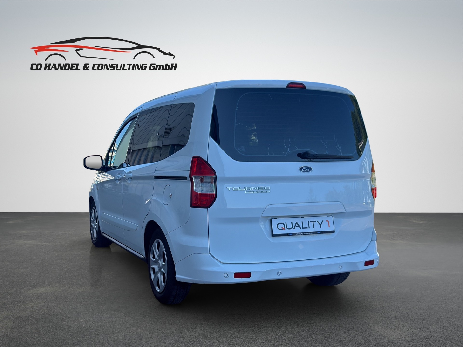 FORD Tourneo Courier 1.0 SCTi Trend-image-5