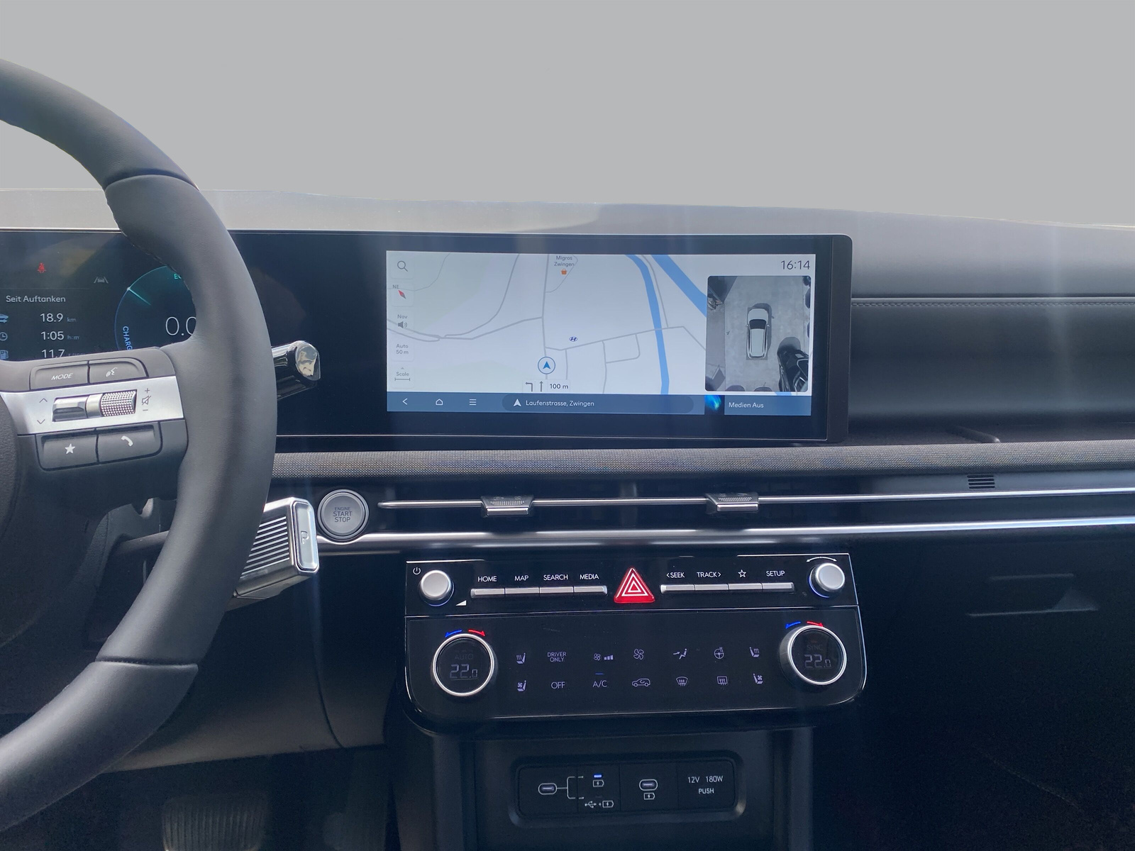 HYUNDAI Tucson 1.6 TGDI HEV Swiss Edition 4WD-image-11
