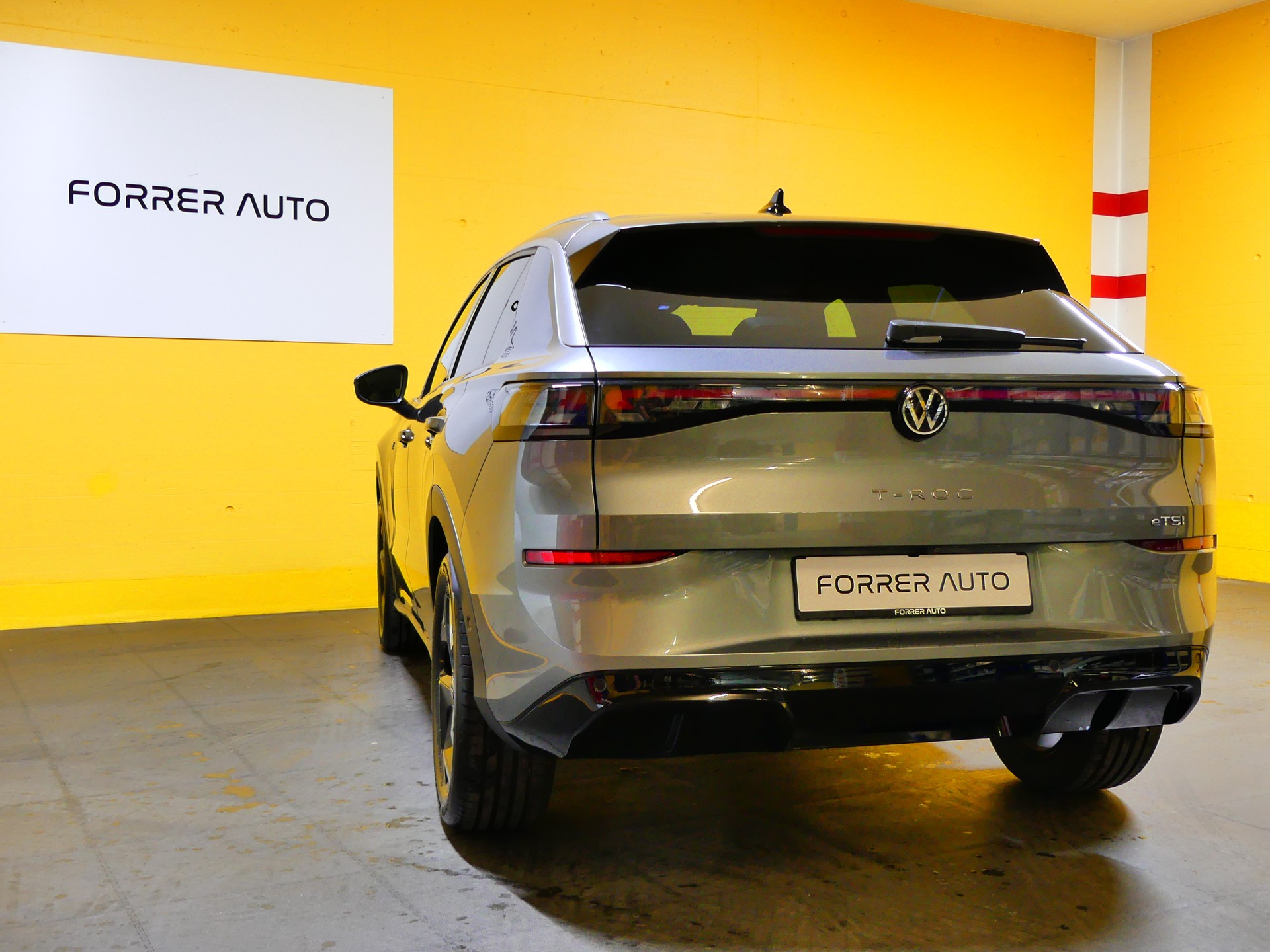 VW T-Roc 1.5 R-Line DSG-image-5