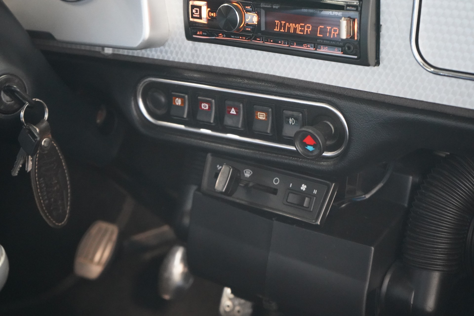 MINI Cooper Sport 103-image-27
