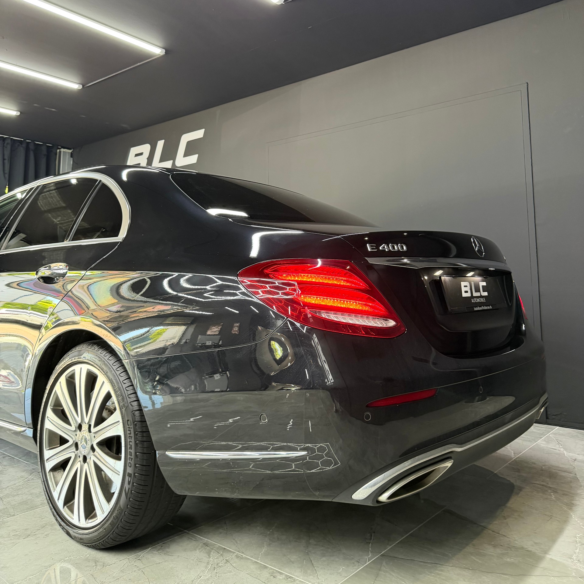 MERCEDES-BENZ E 400 Exclusive 4Matic 9G-Tronic-image-6