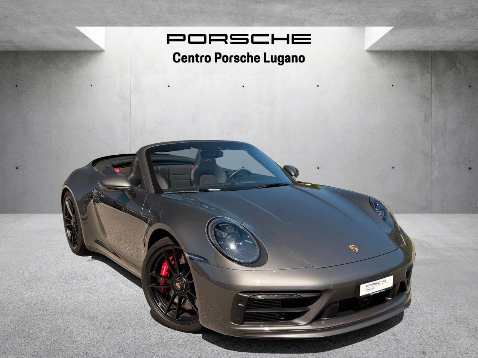 PORSCHE 911 Carrera 4 GTS Cabriolet (MY23)-image-0