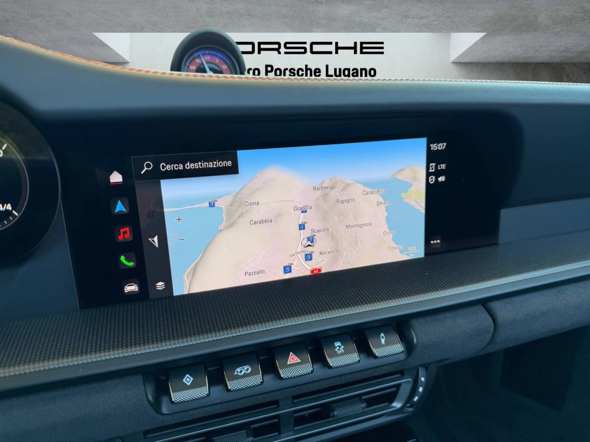 PORSCHE 911 Carrera 4 GTS Cabriolet (MY23)-image-19