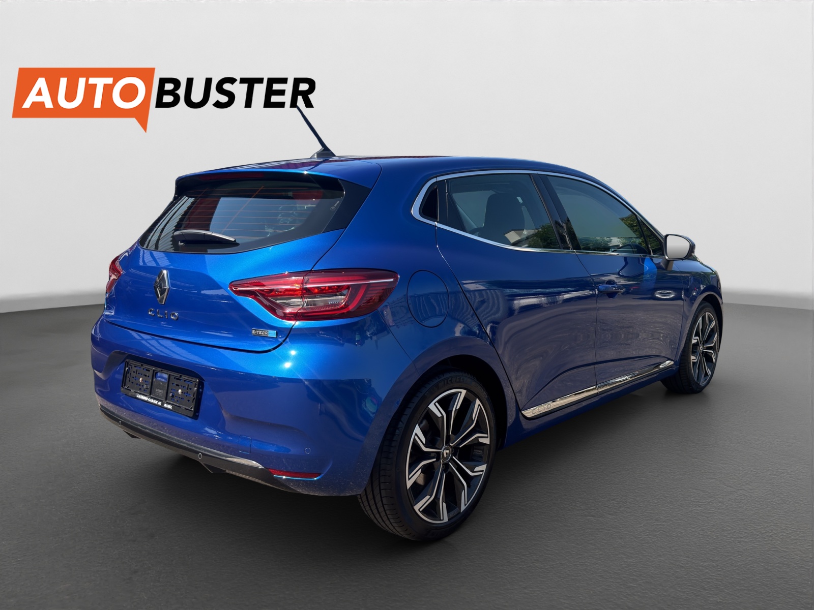 RENAULT Clio 1.6 E-Tech Intens-image-4