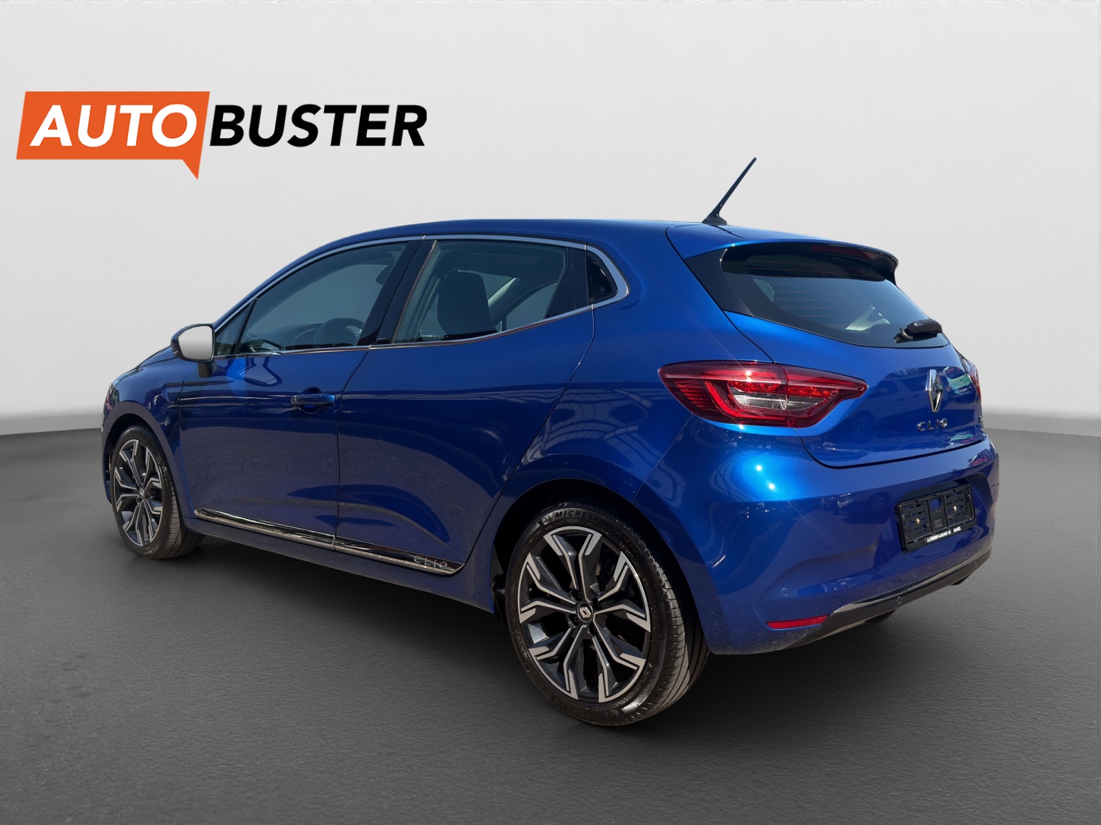 RENAULT Clio 1.6 E-Tech Intens-showroom-element-2