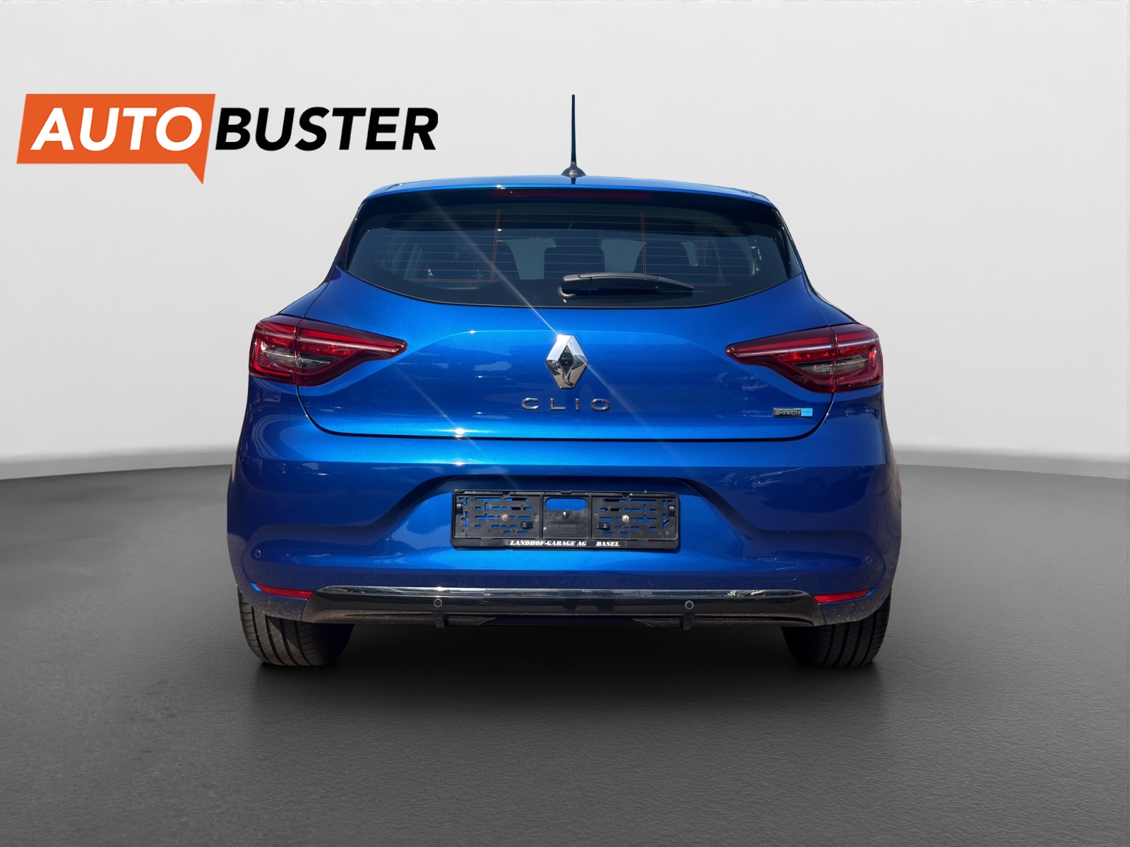 RENAULT Clio 1.6 E-Tech Intens-showroom-element-3