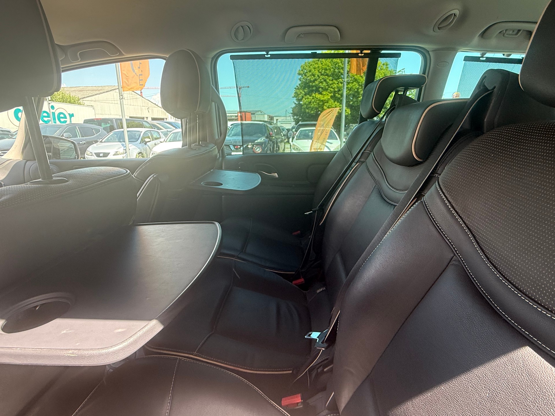 RENAULT Grand Espace 2.0 Turbo Initiale-image-9