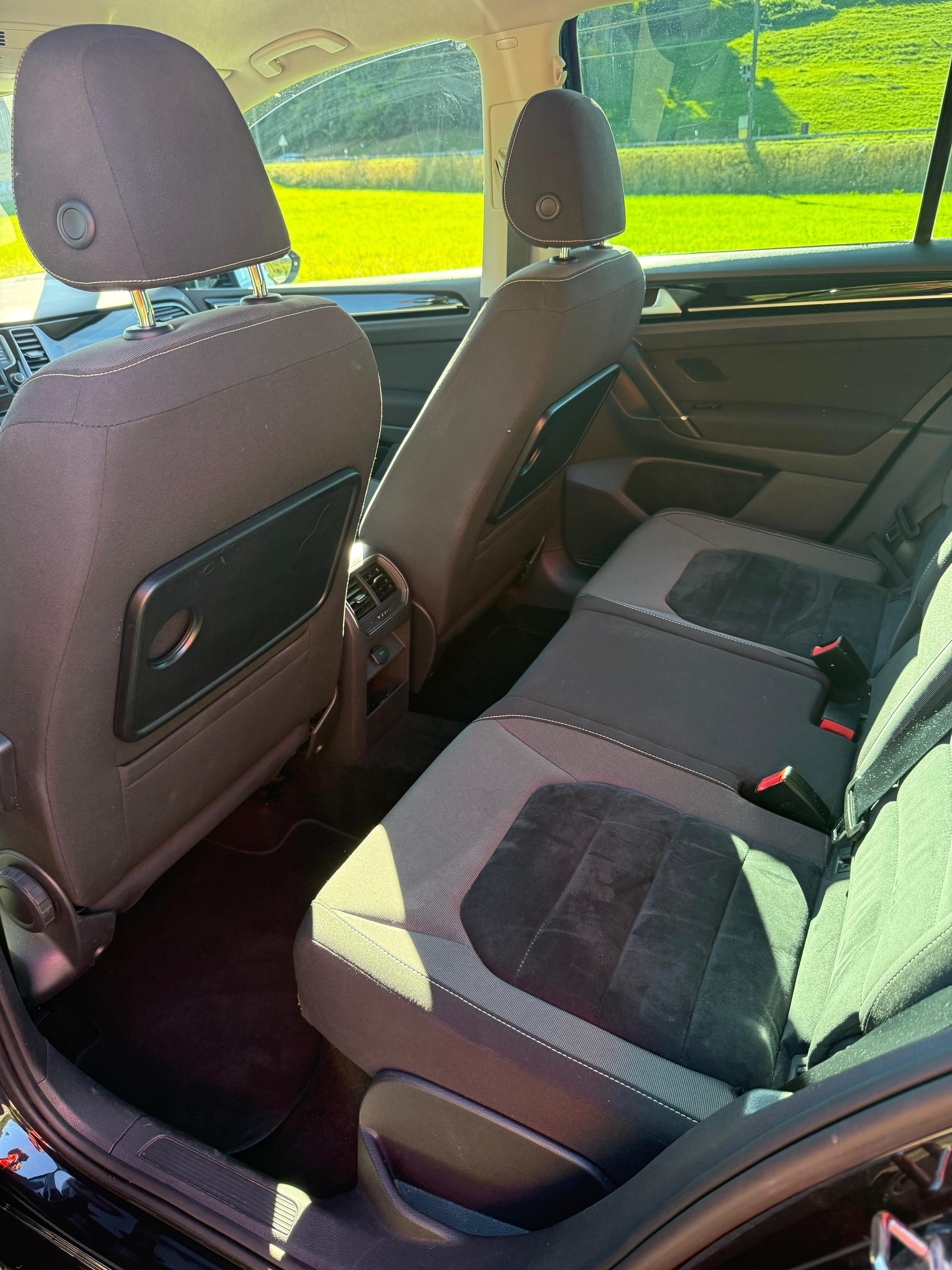 VW Golf Sportsvan 1.4 TSI Highline DSG-image-6