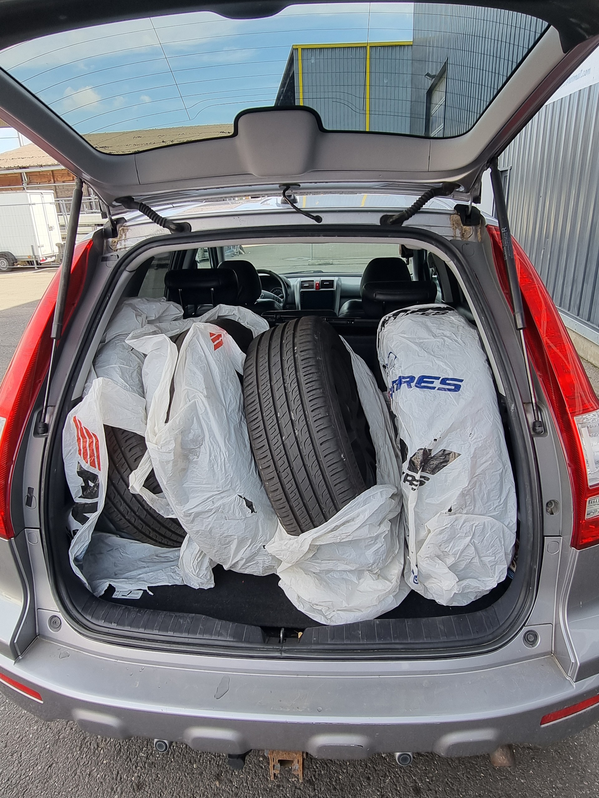 HONDA CR-V 2.2 i-CTDi 4WD Executive-image-7