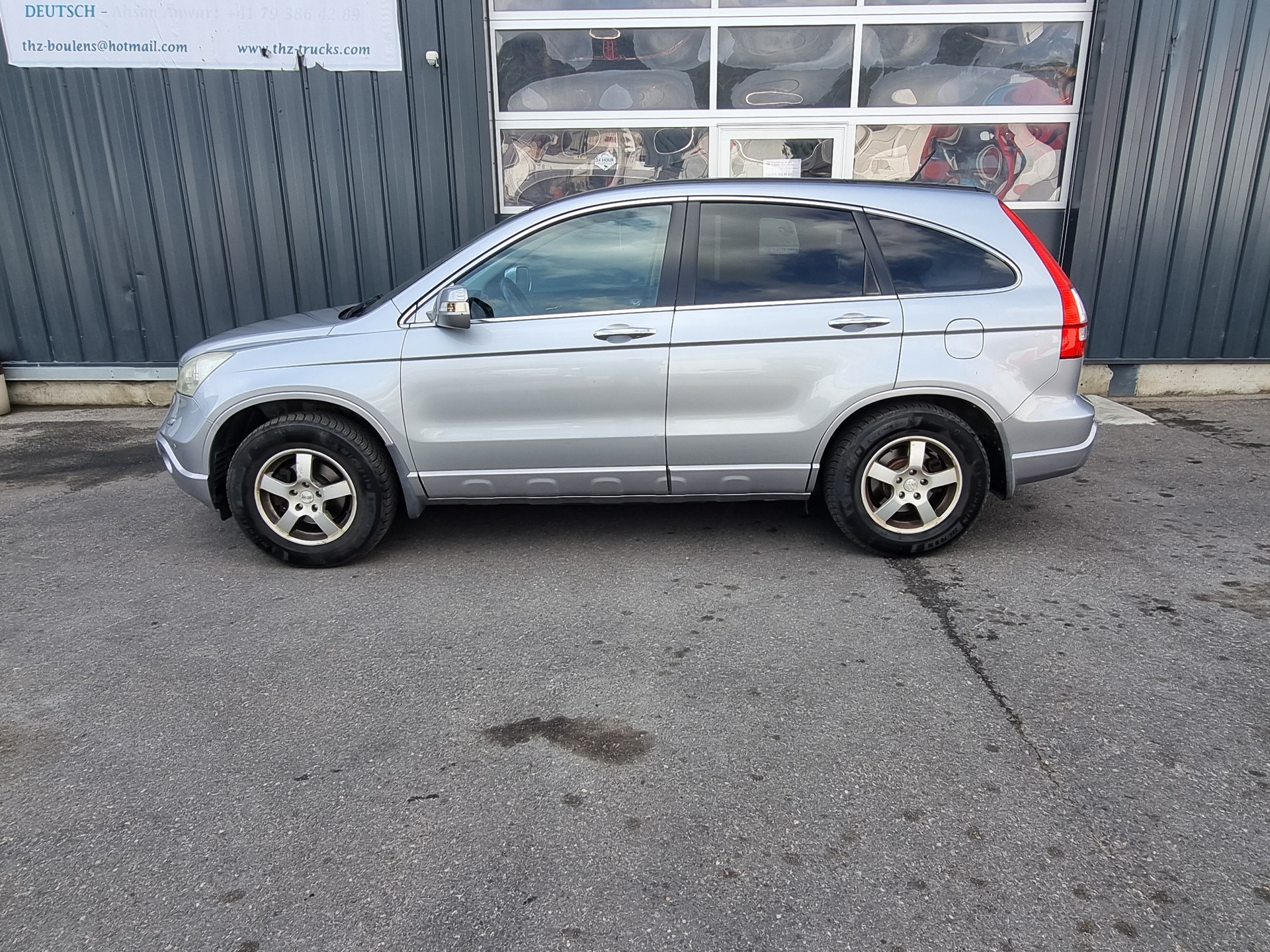 HONDA CR-V 2.2 i-CTDi 4WD Executive-image-6