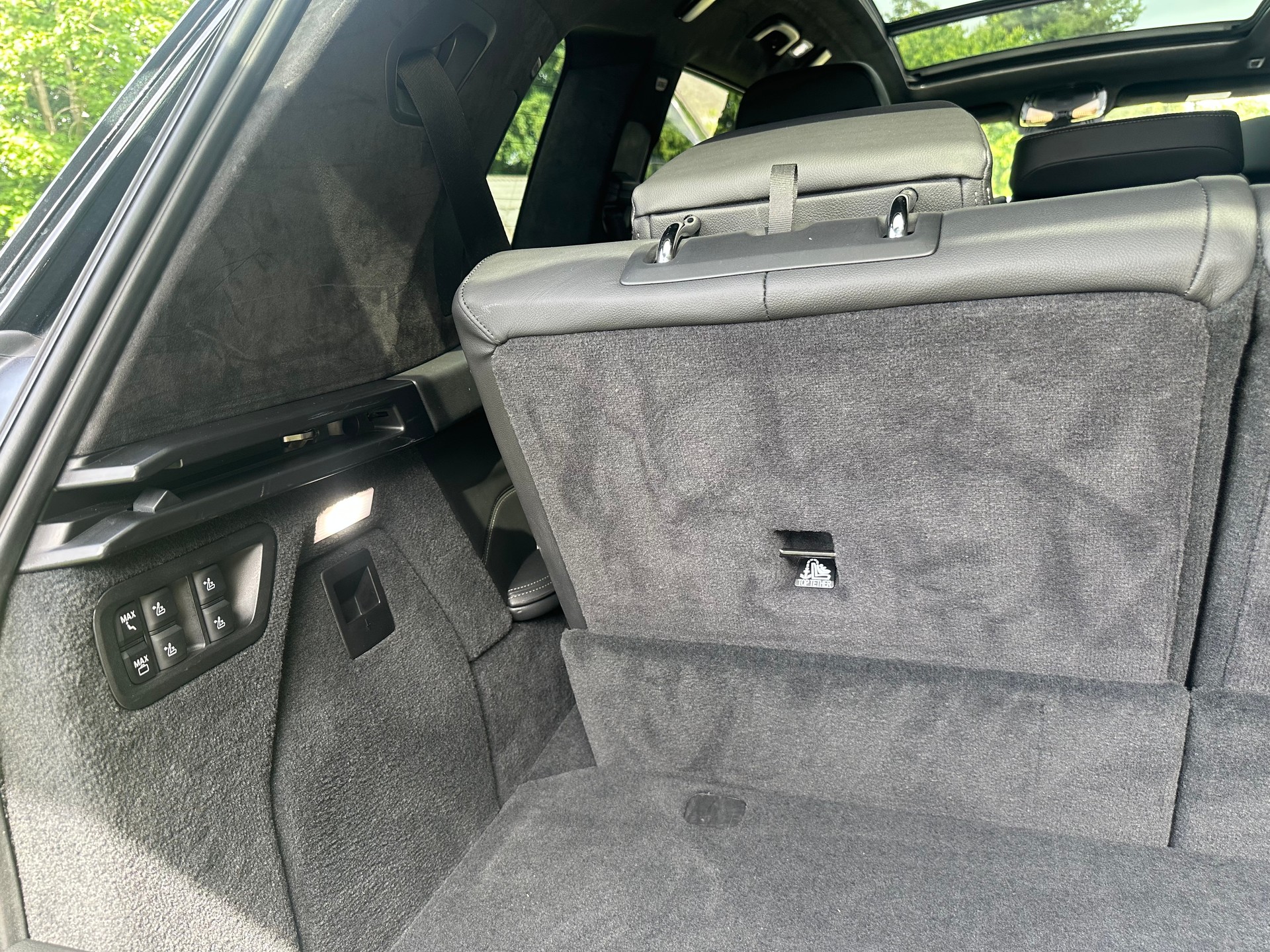 BMW X7 xDrive 48V 40d Steptronic M-PAKET**-image-12