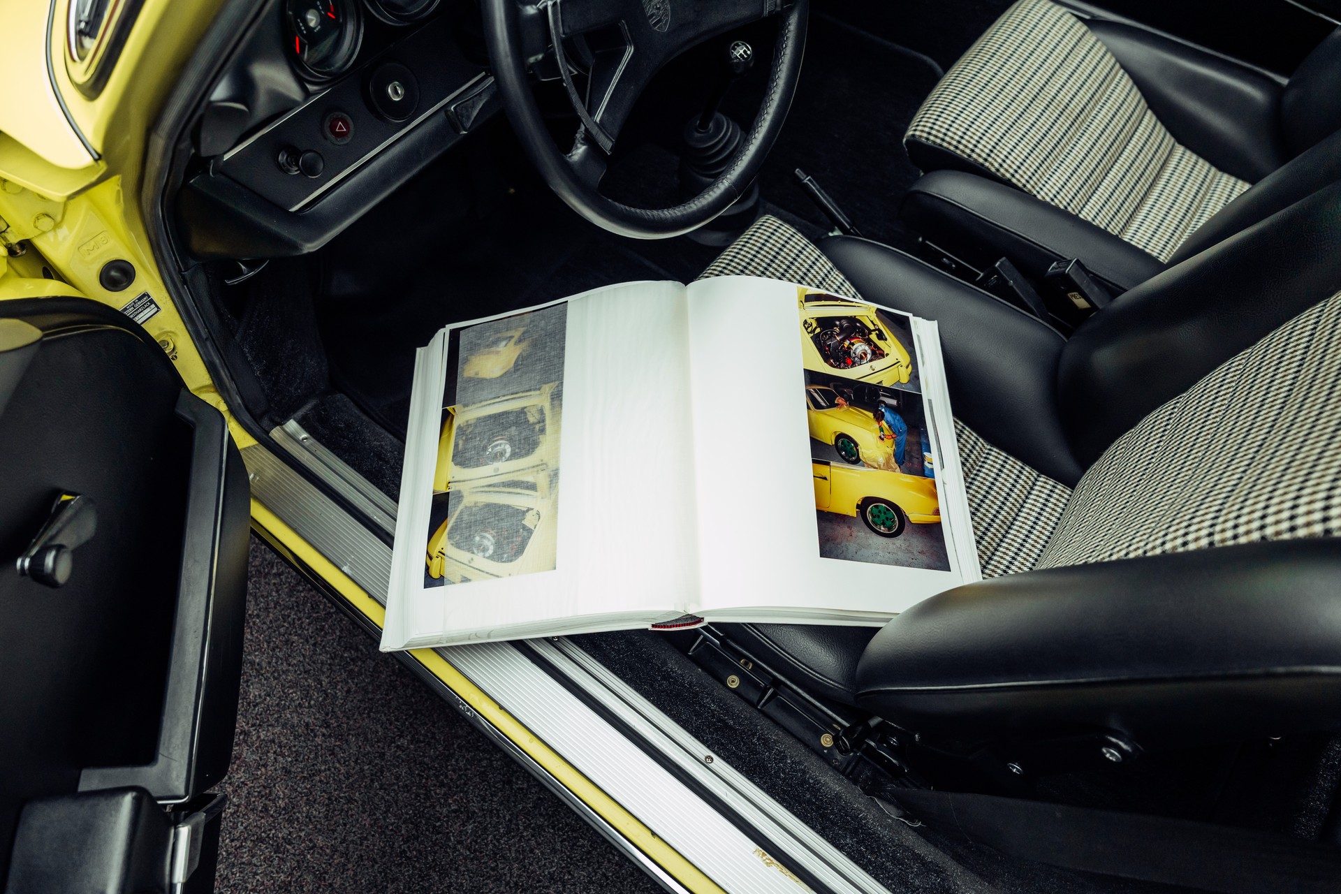 PORSCHE Carrera RS 2.7 Matching Numbers-image-31