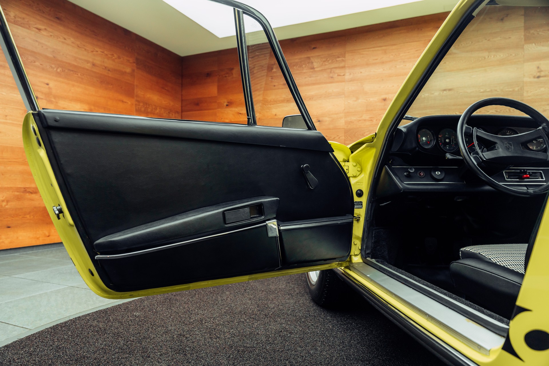 PORSCHE Carrera RS 2.7 Matching Numbers-image-14