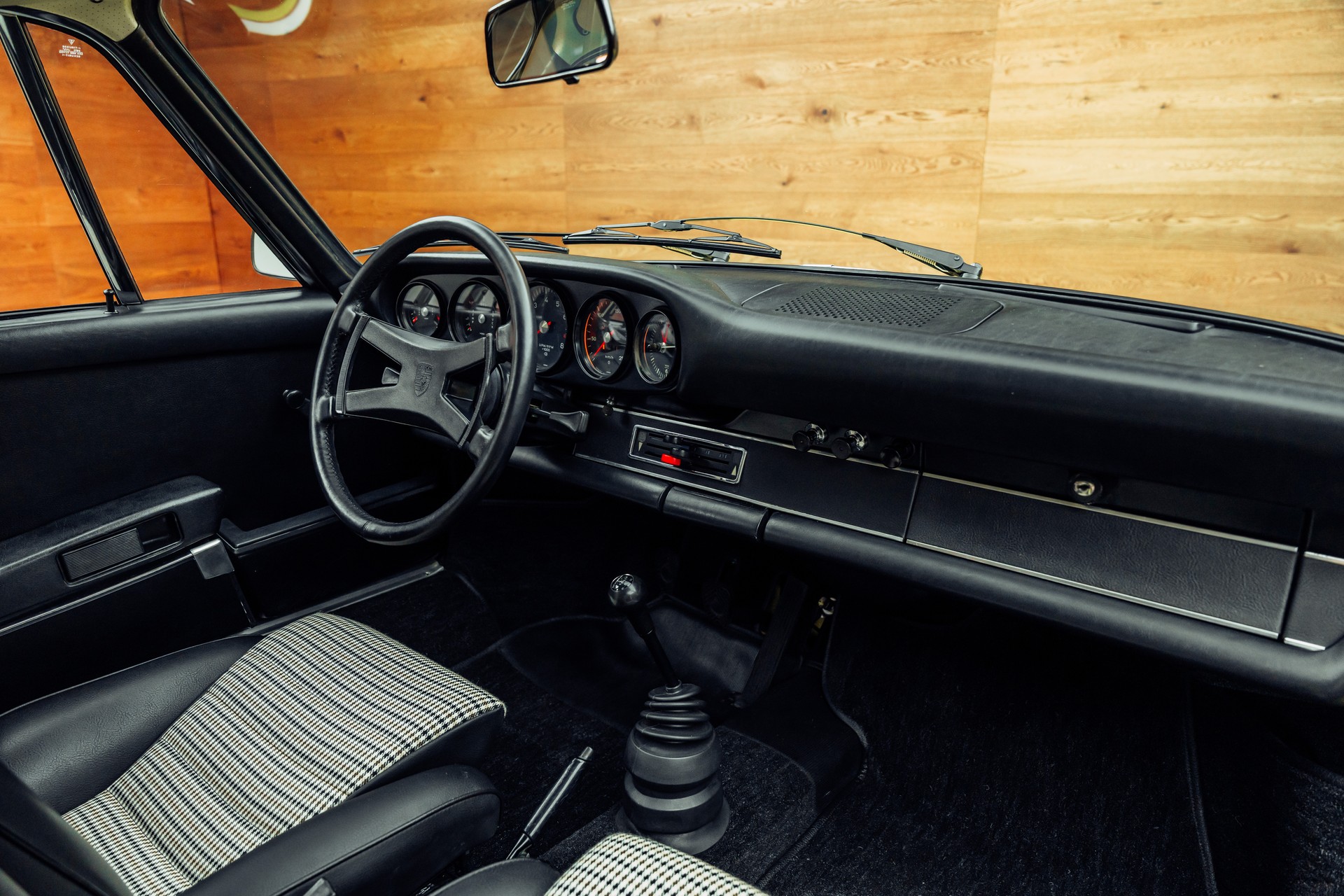 PORSCHE Carrera RS 2.7 Matching Numbers-image-5